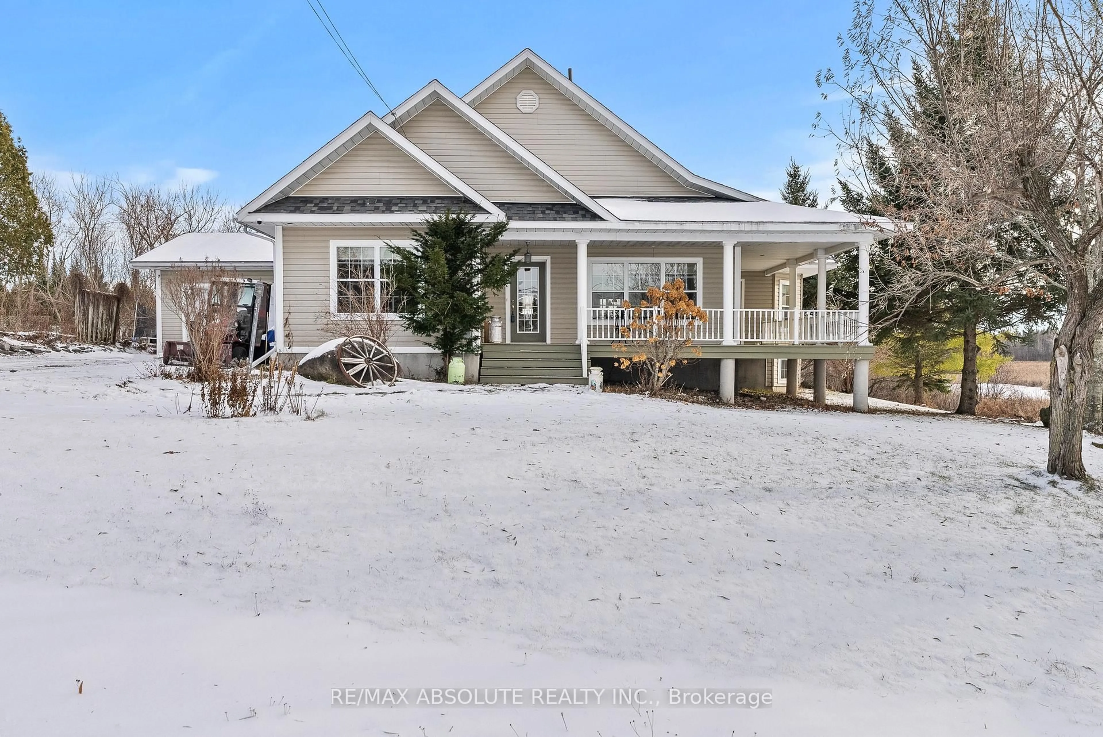 Unknown for 20306 Lochiel St, North Glengarry Ontario K0C 1A0