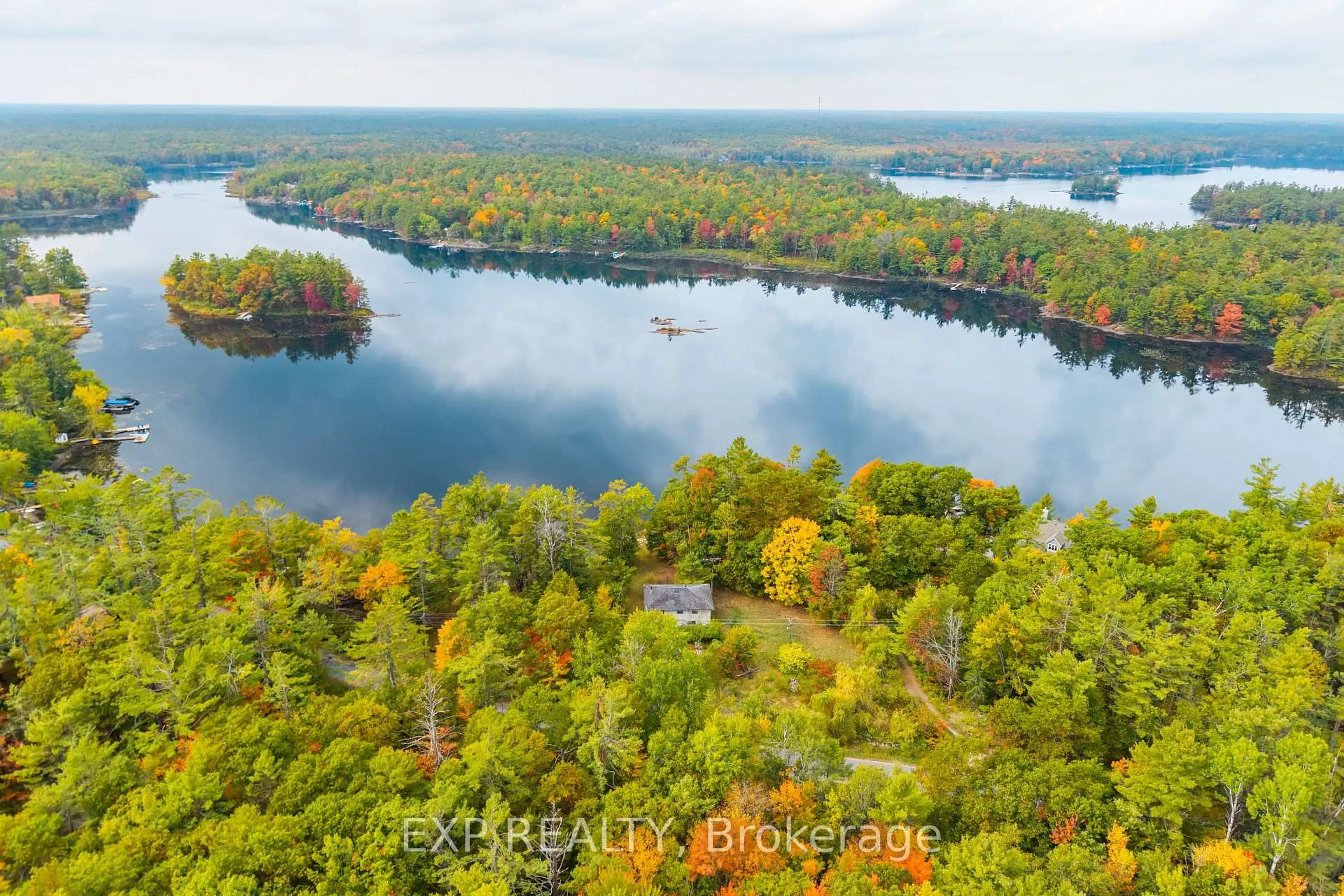 A pic from outside/outdoor area/front of a property/back of a property/a pic from drone, water/lake/river/ocean view for 1144 South Morrison Lake Rd, Gravenhurst Ontario P0E 1G0