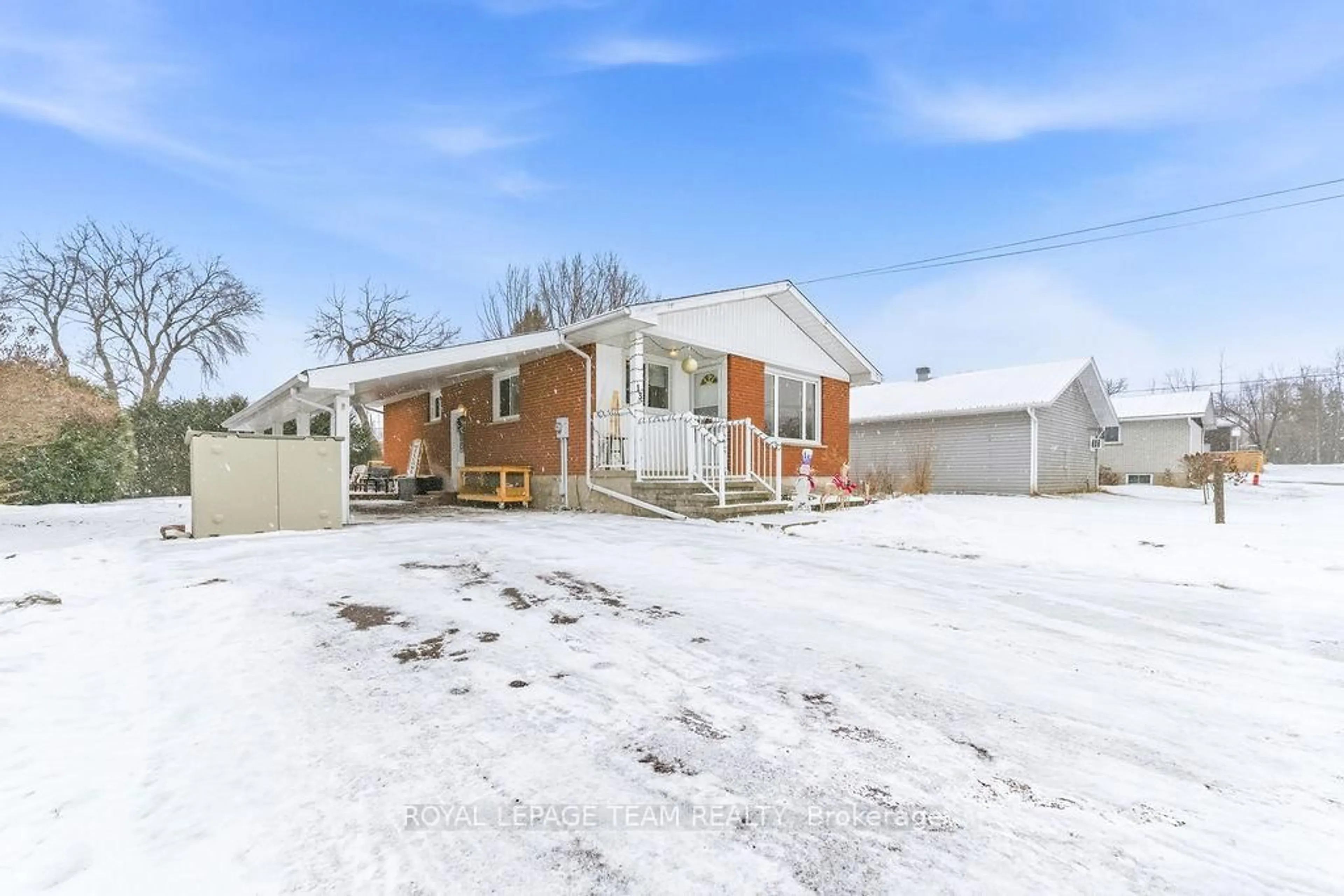 Unknown for 13 ARCHIBALD St, Cobden Ontario K0J 1K0