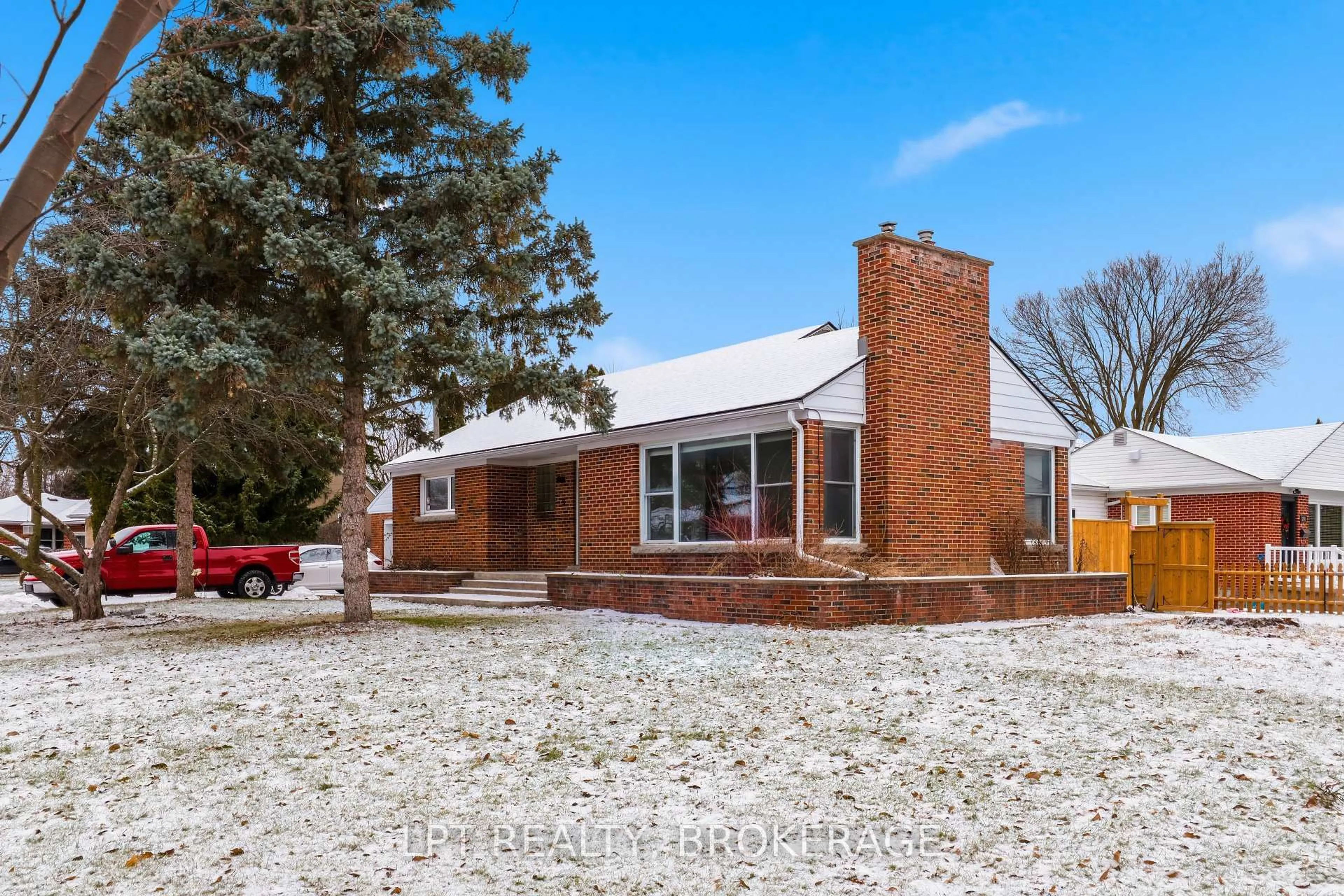 Home with brick exterior material, street for 9 Elizabeth Ave, Kingston Ontario K7M 3G9