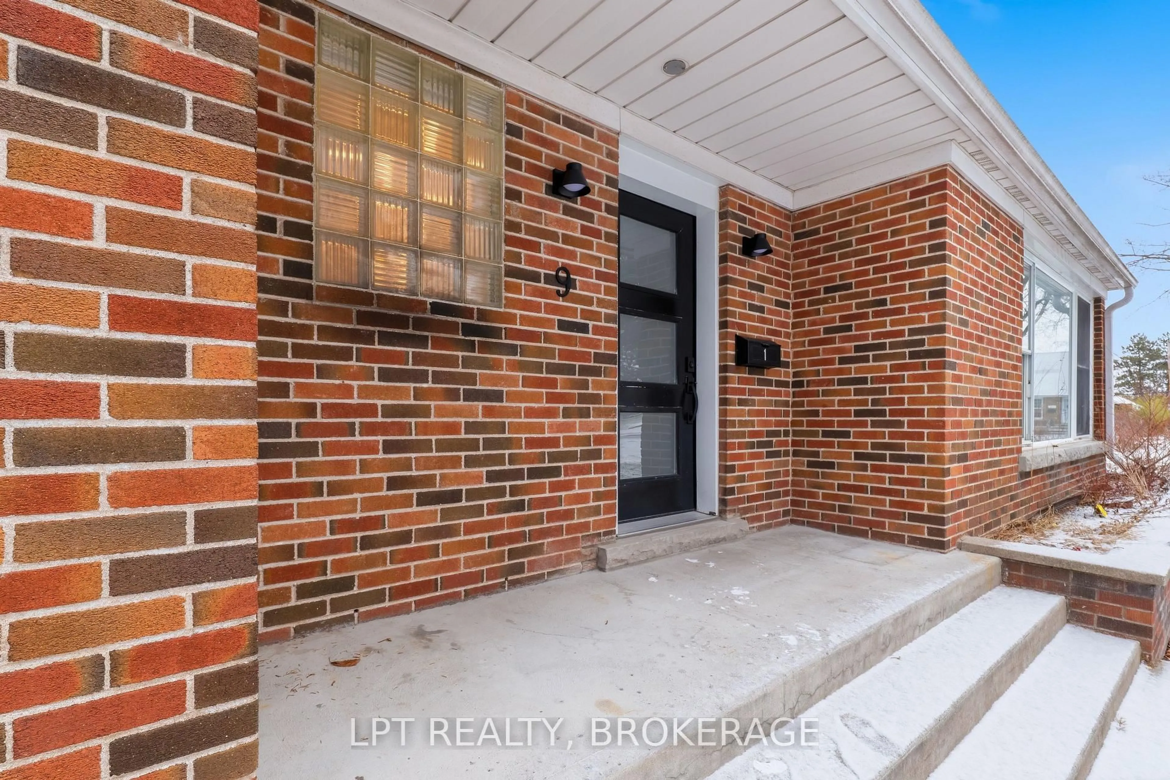 Home with brick exterior material, street for 9 Elizabeth Ave, Kingston Ontario K7M 3G9