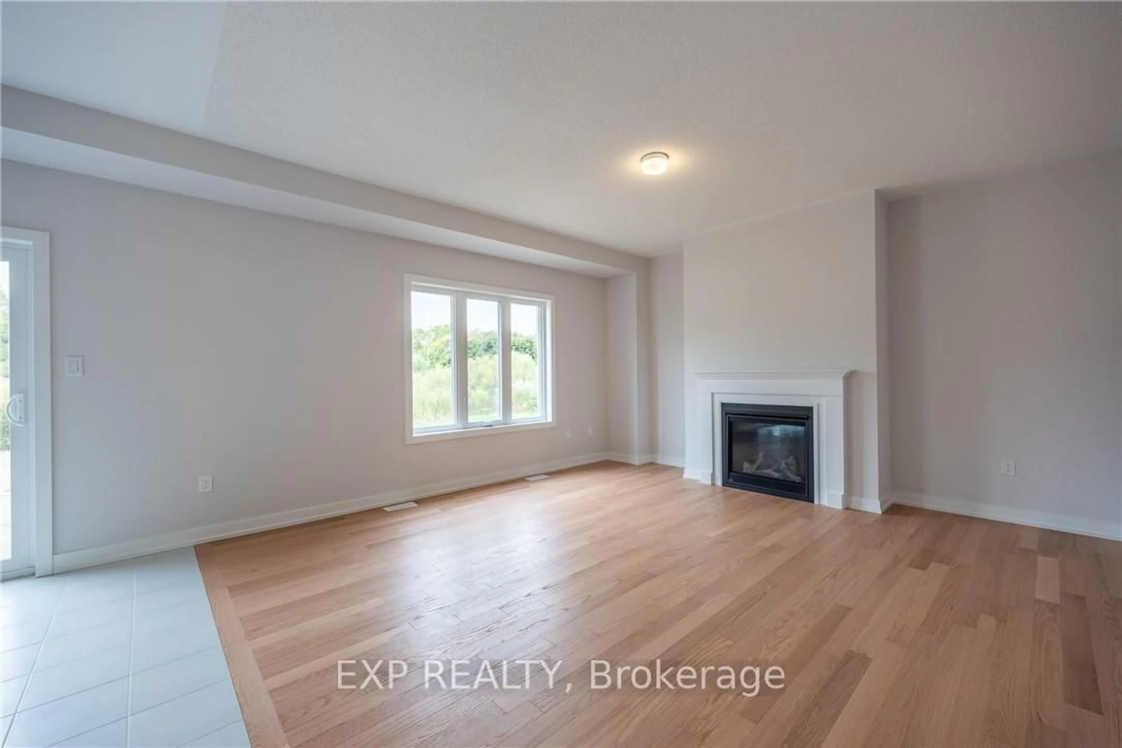 A pic of a room for 6 Butternut Dr, Norfolk Ontario N3Y 0G8