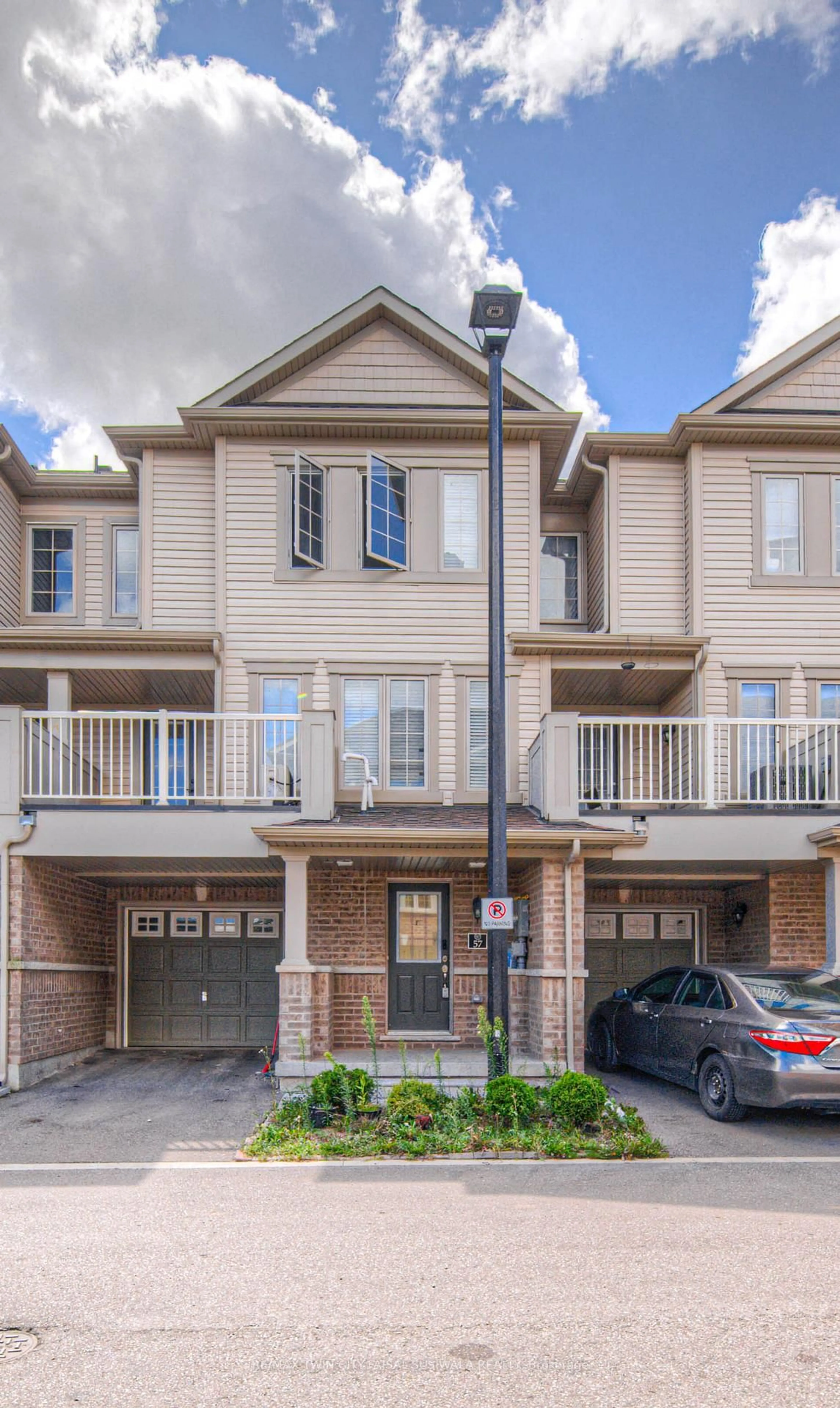 Unknown for 755 Linden Dr #57, Cambridge Ontario N3H 0E4