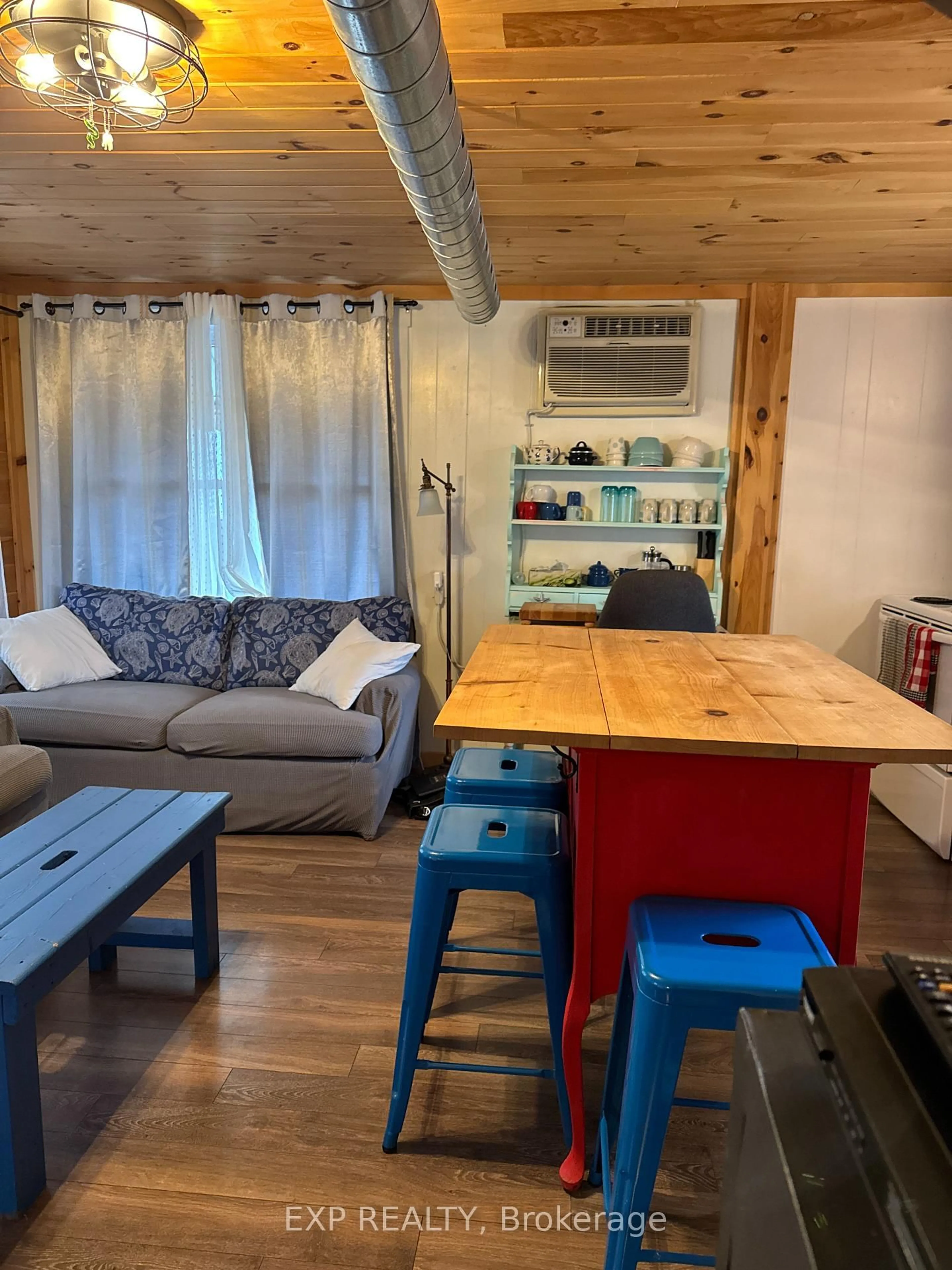 Unknown for 37B Cedar Dr, Norfolk Ontario N0E 1T0