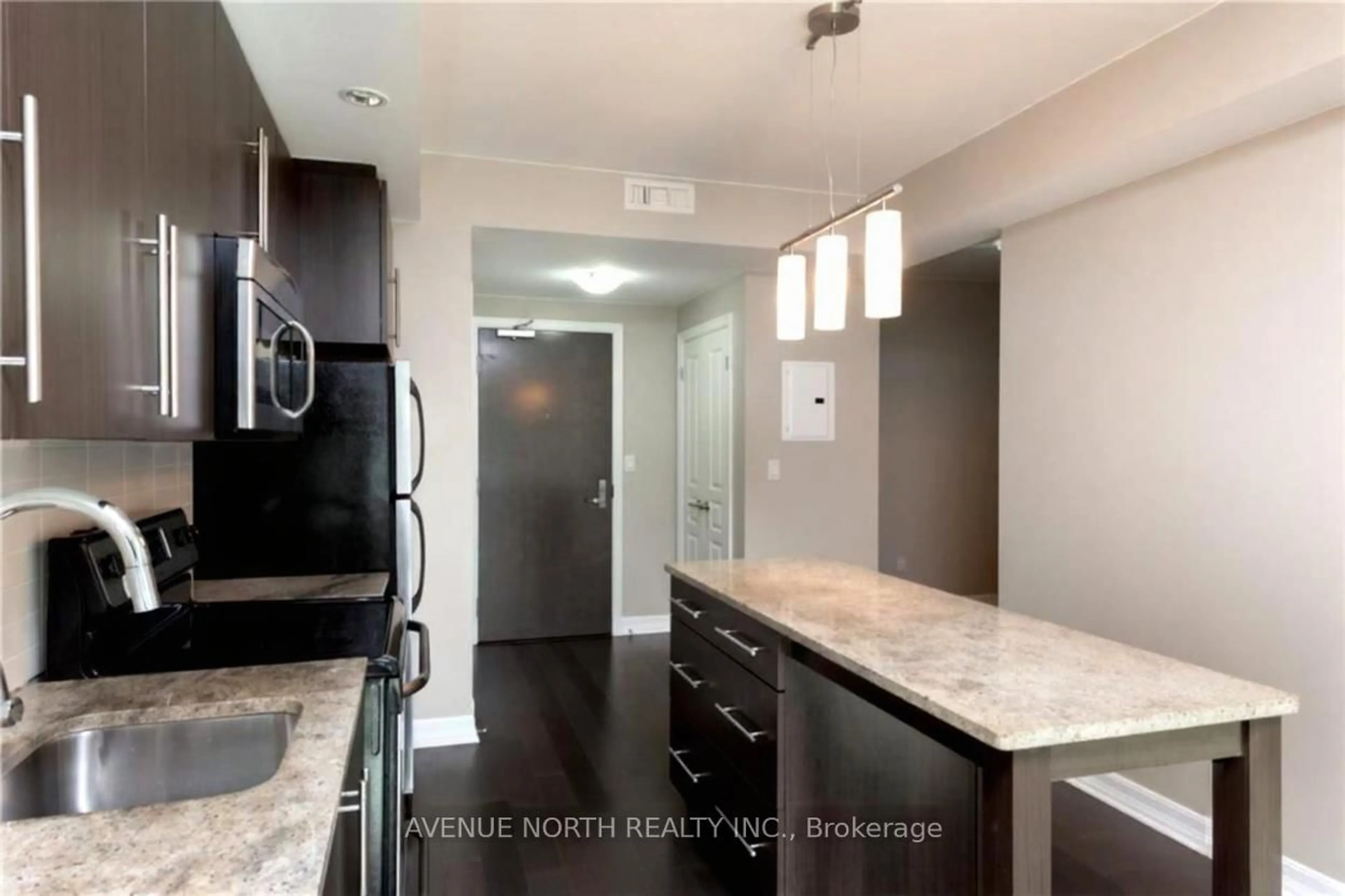 Unknown for 238 Besserer St #203, Ottawa Ontario K1N 6B1