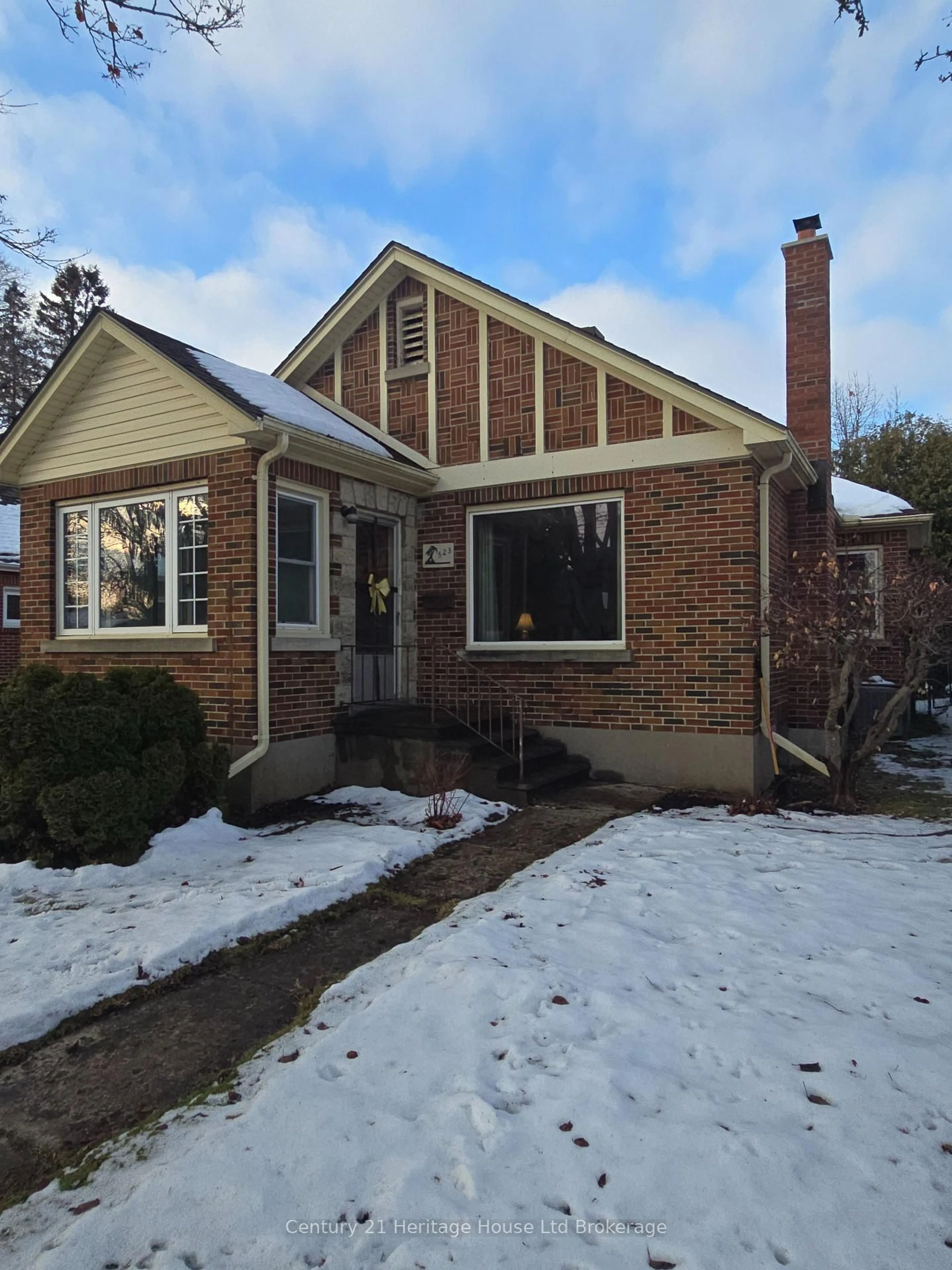 Home with brick exterior material, street for 523 Quintin Pl, Woodstock Ontario N4S 5E8