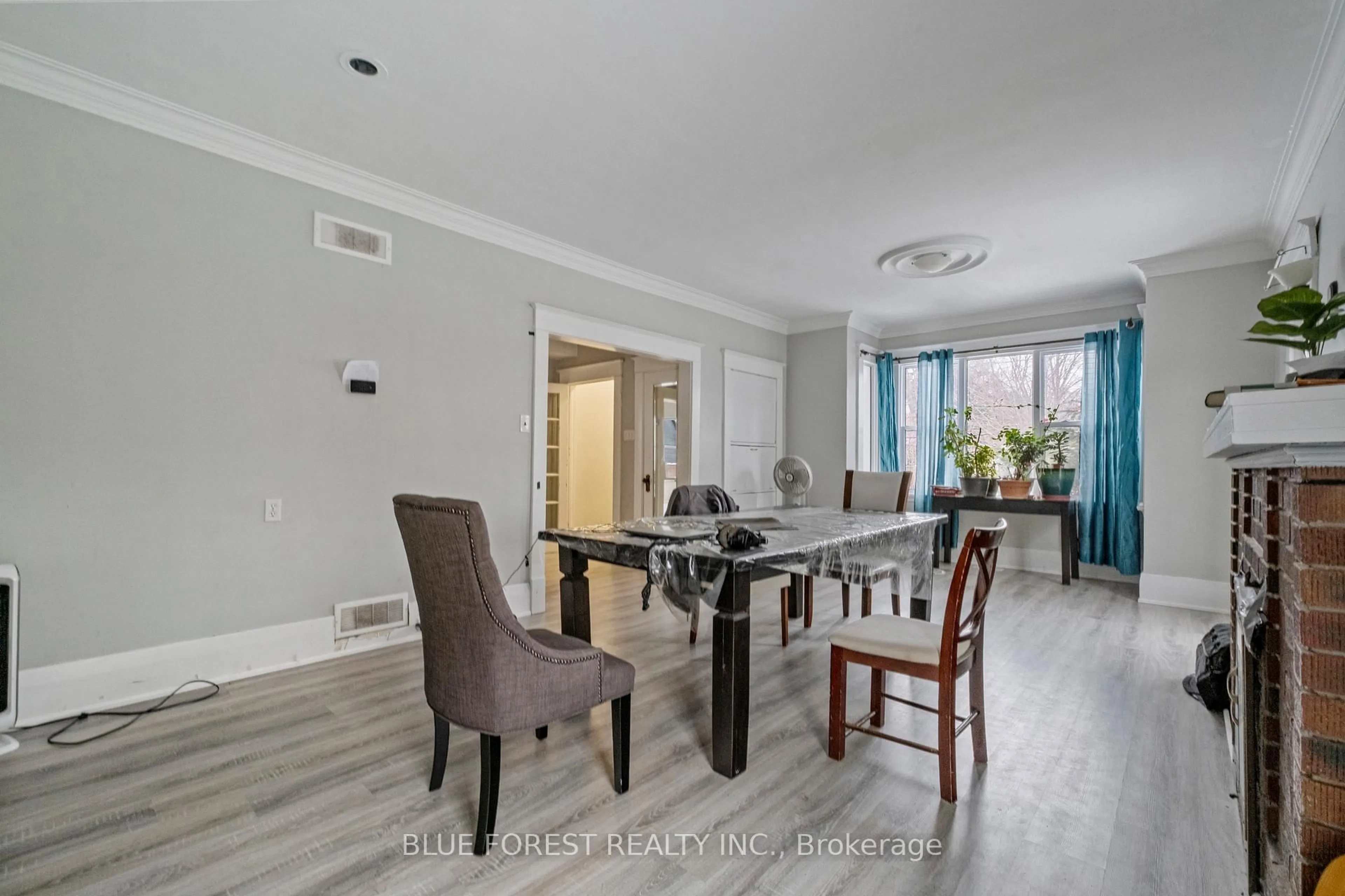 Dining room, unknown for 1026 Waterloo St, London East Ontario N6A 3X6