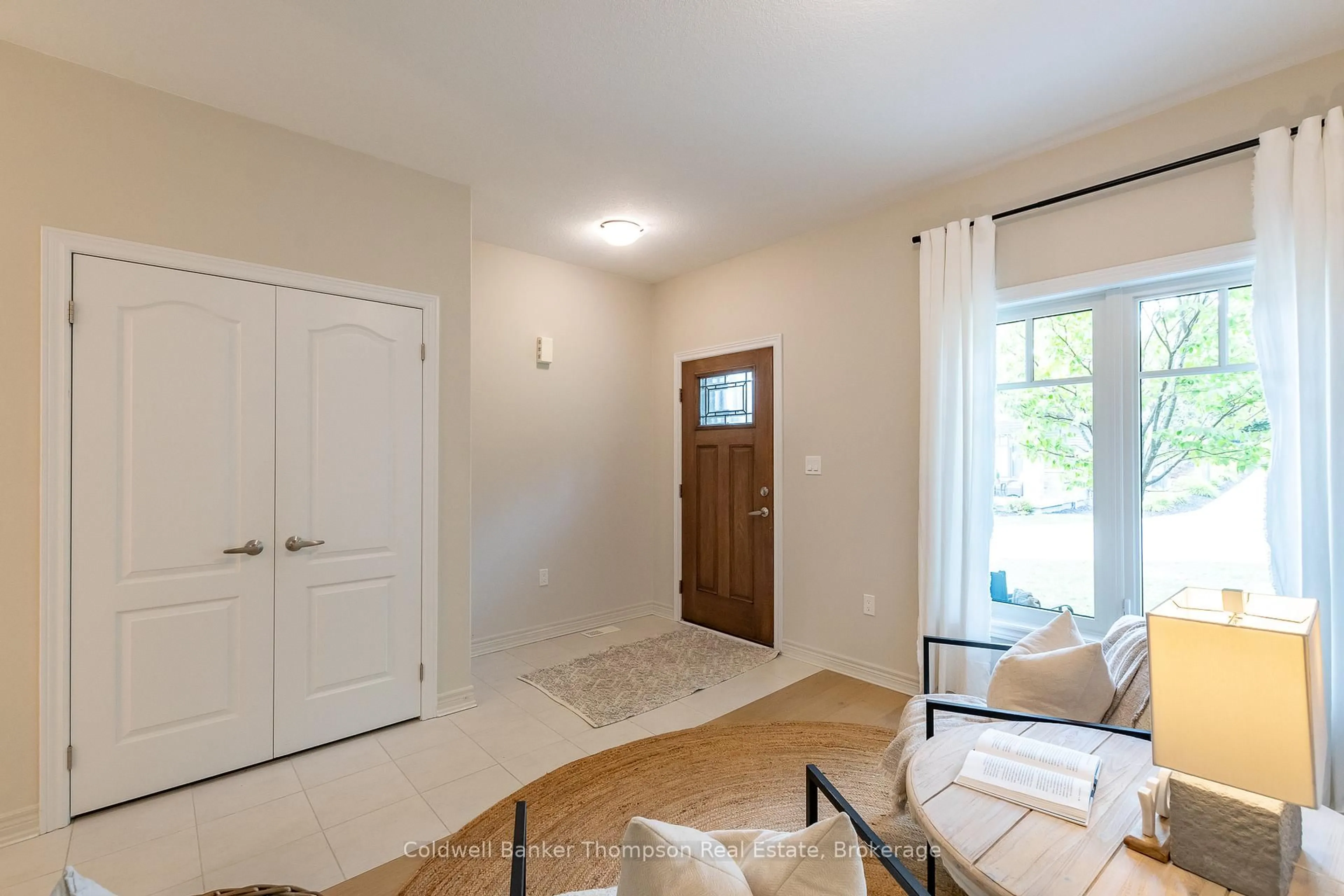 Indoor entryway for 36 Serenity Place Cres, Huntsville Ontario P1H 0C4