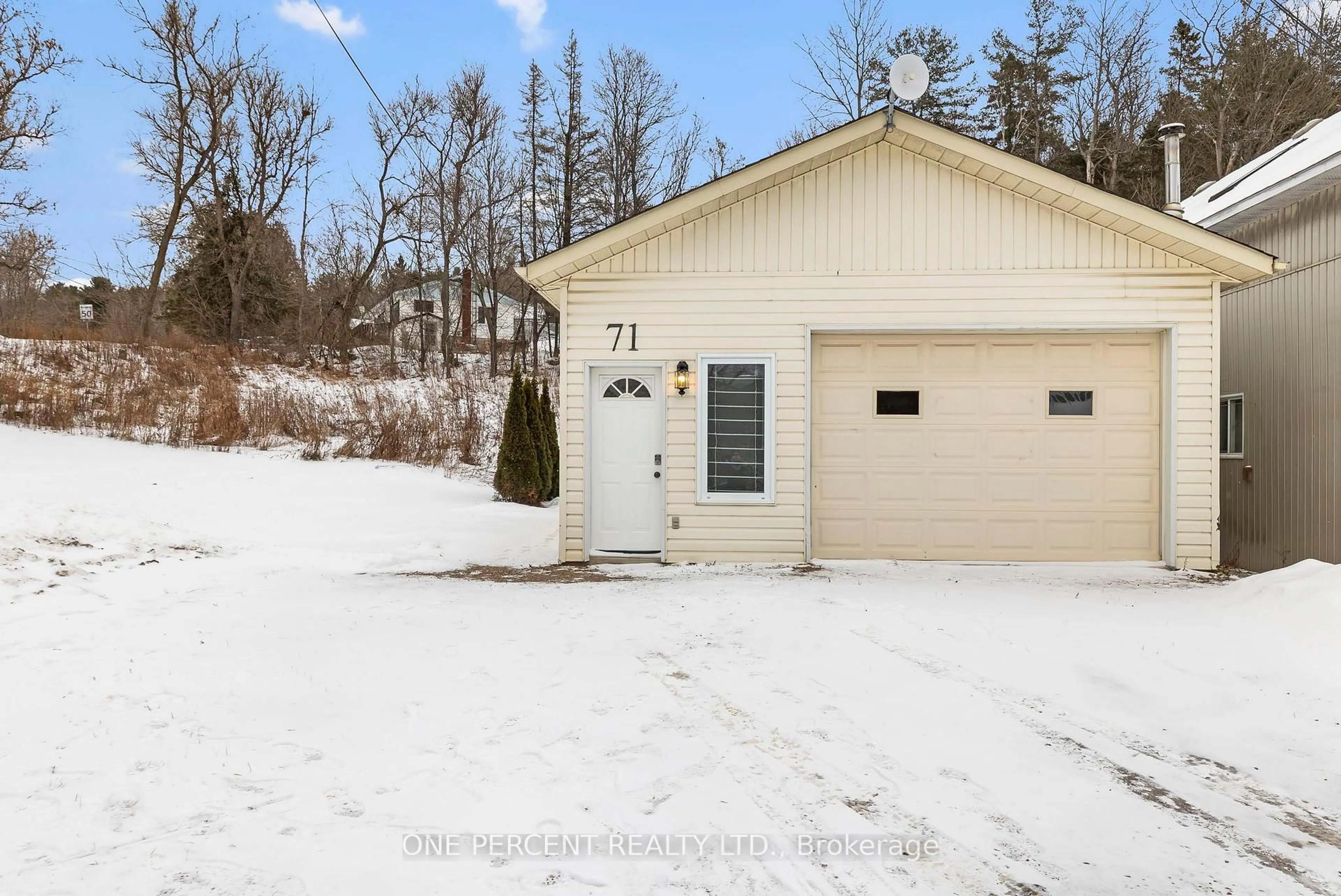Shed for 71 Cleak Ave, Maynooth Ontario K0L 2S0