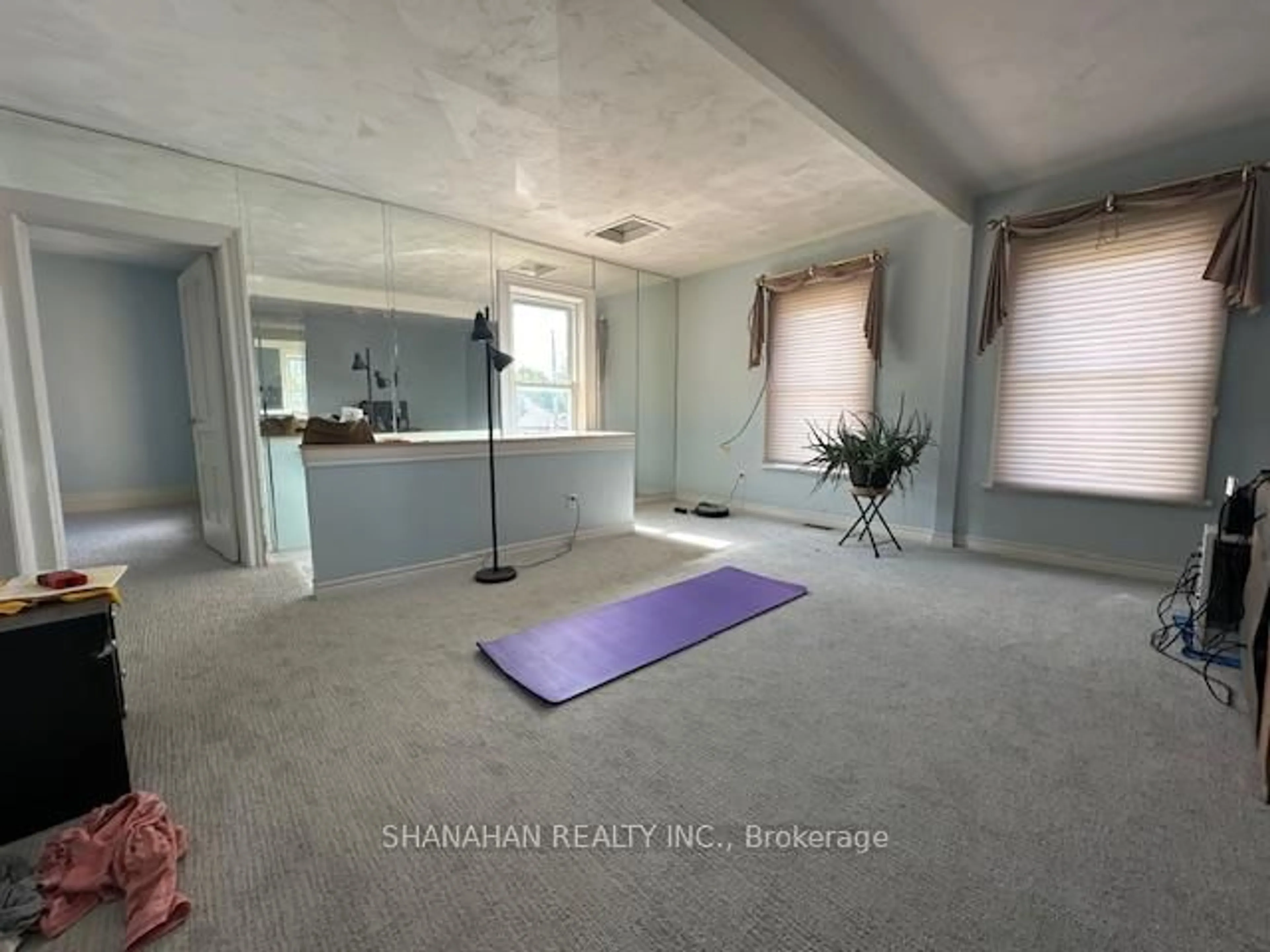 A pic of a room for 126 Metcalfe St, Strathroy-Caradoc Ontario N7G 1M8