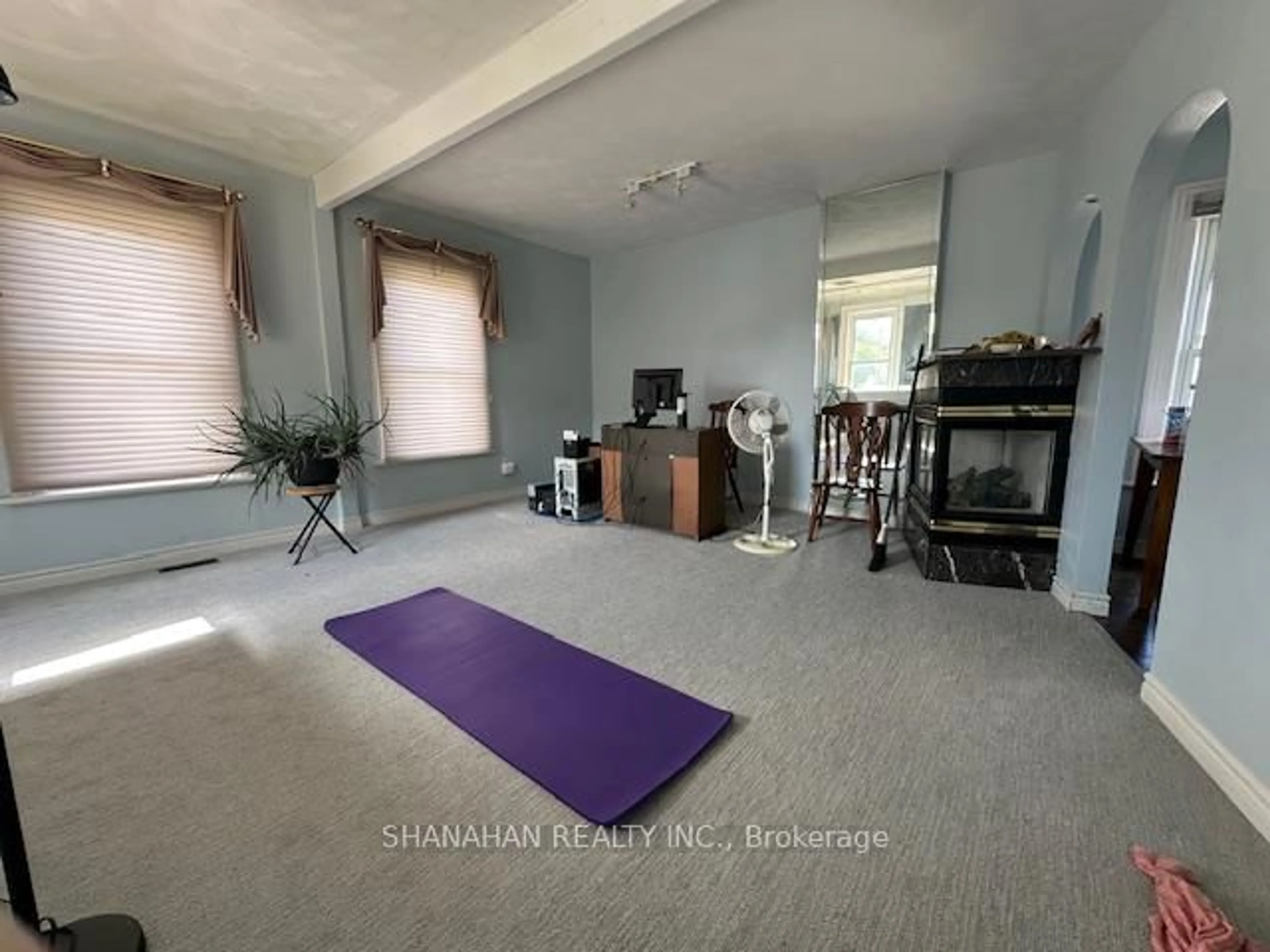 A pic of a room for 126 Metcalfe St, Strathroy-Caradoc Ontario N7G 1M8