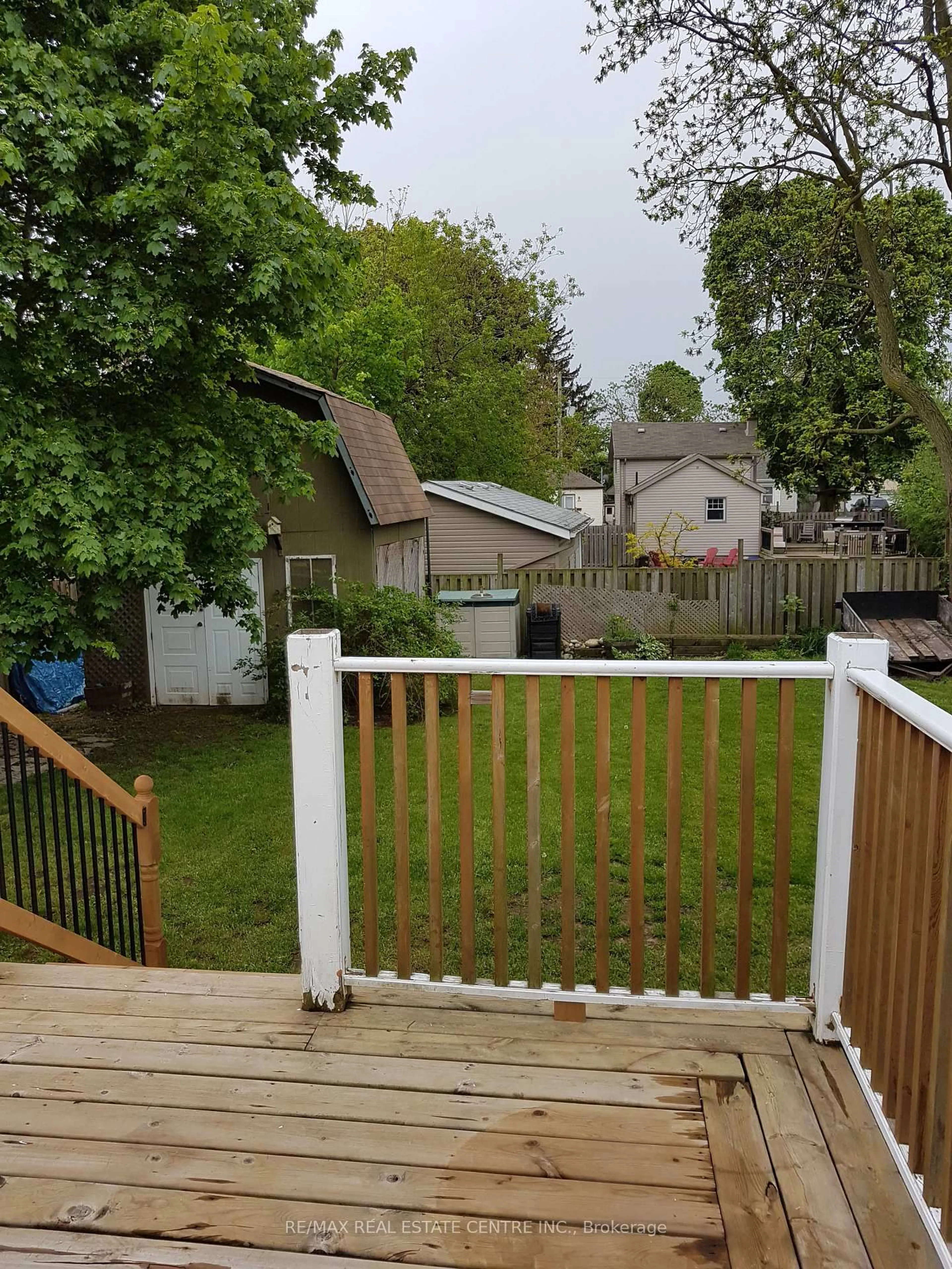 Unknown for 43 Dumfries St, Cambridge Ontario N1S 1Y6