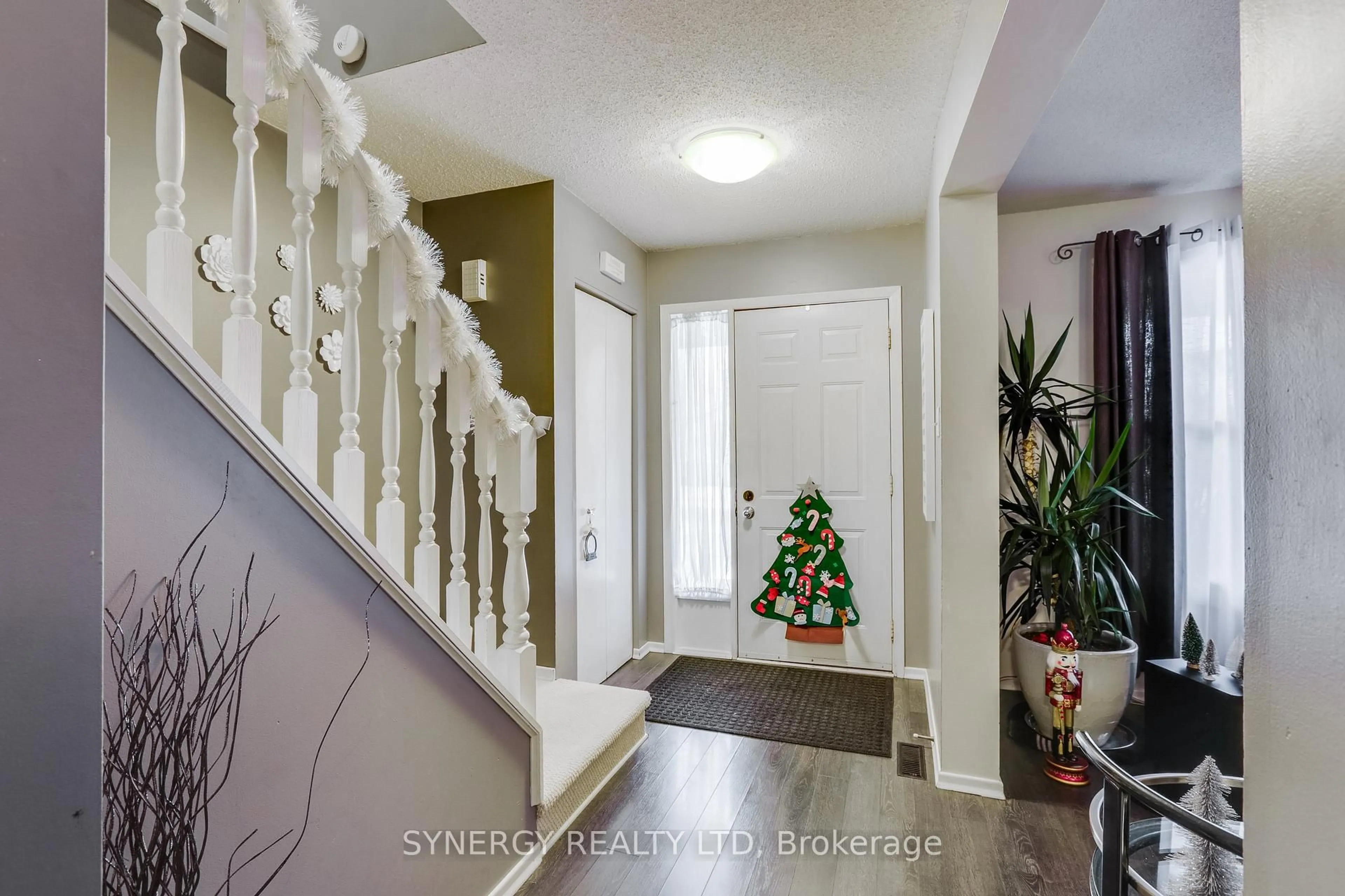 Indoor entryway for 346 Crawford St, London South Ontario N6C 5P1