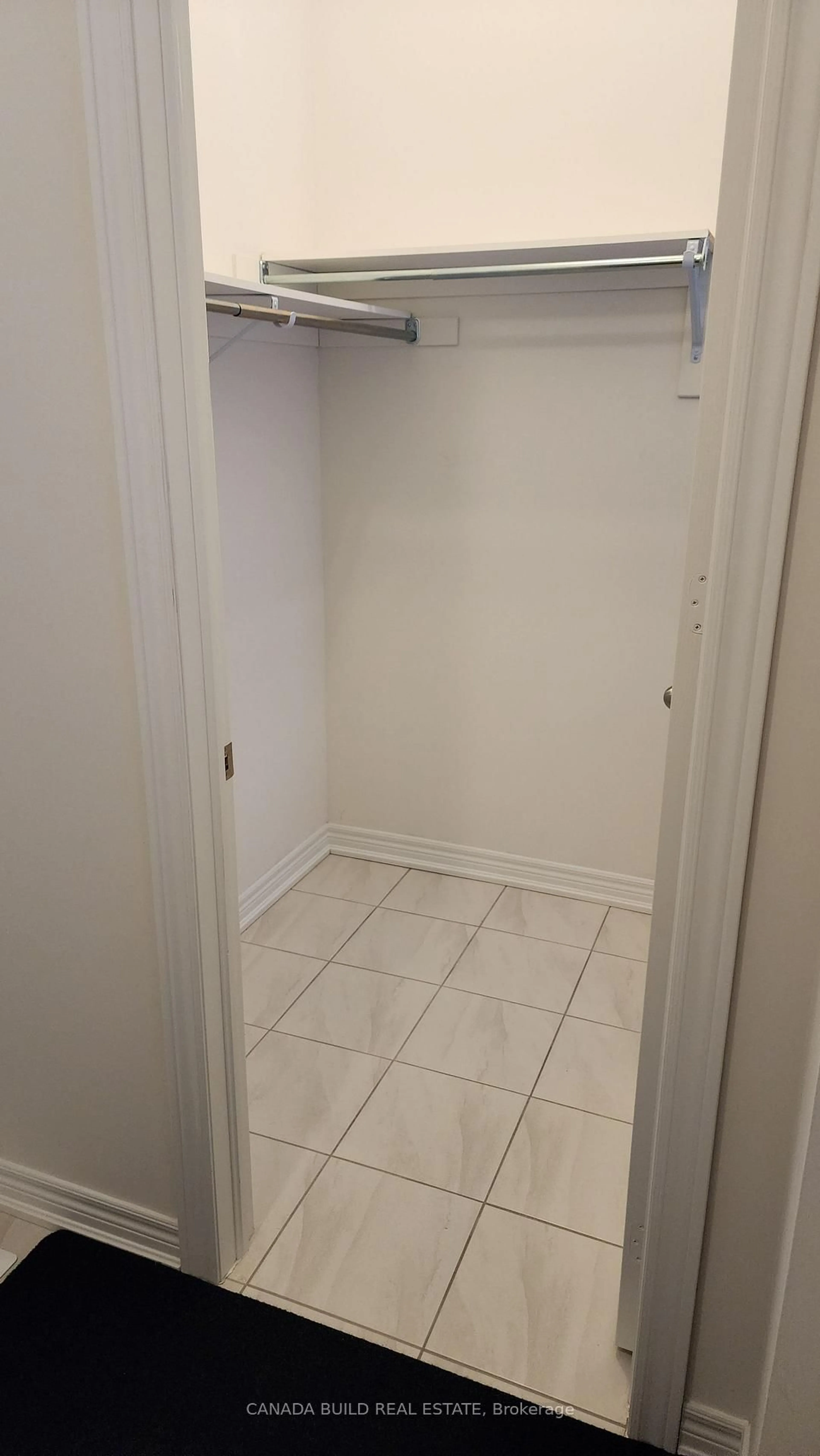 A pic of a room for 234 Chippewa Ave, Shelburne Ontario L9V 3Y5