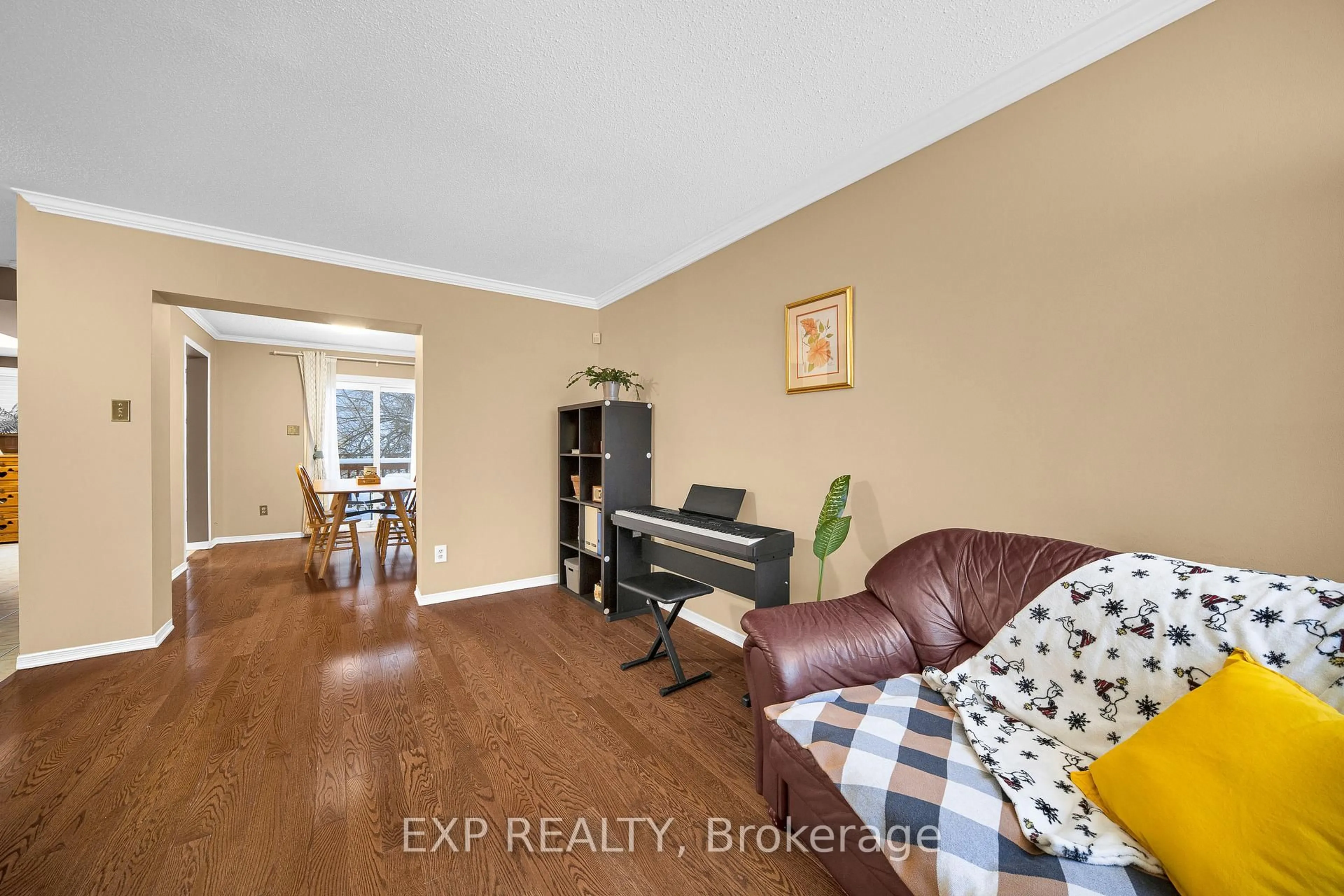 Living room with furniture, unknown for 4 Huntersfield Dr, Ottawa Ontario K1T 3E4