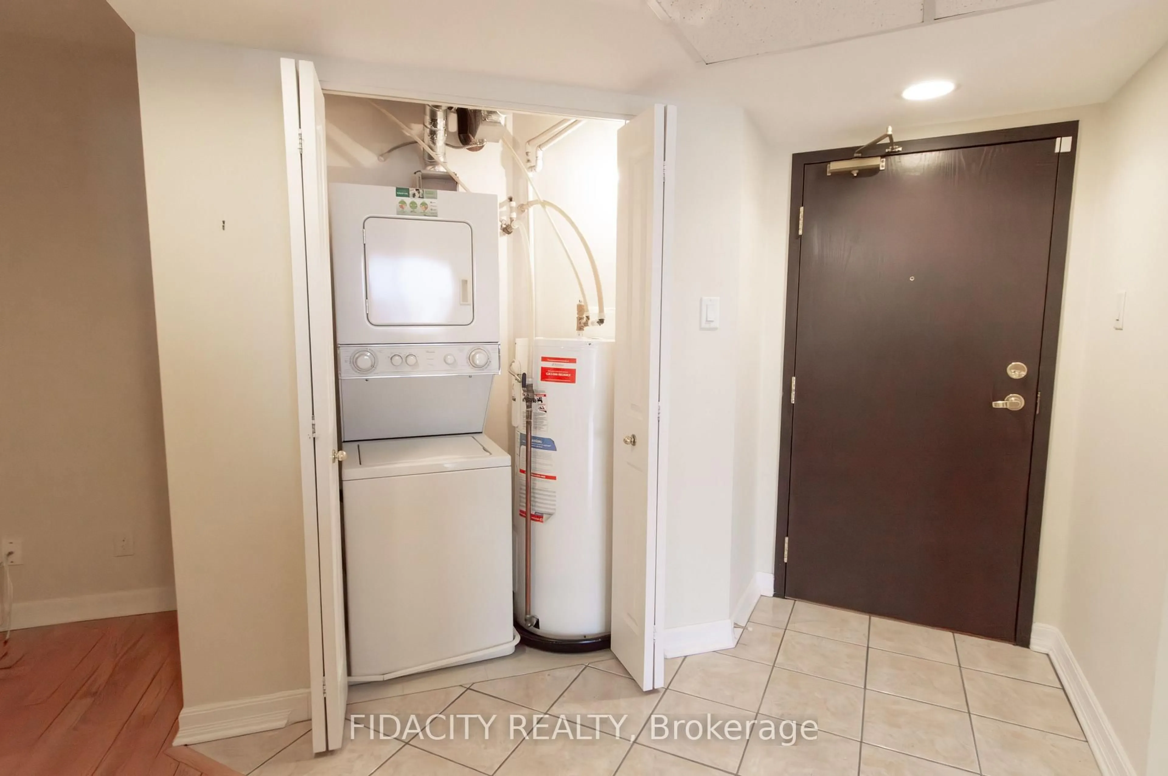 Unknown for 310 Central Park Dr #6E, Ottawa Ontario K2C 4G4