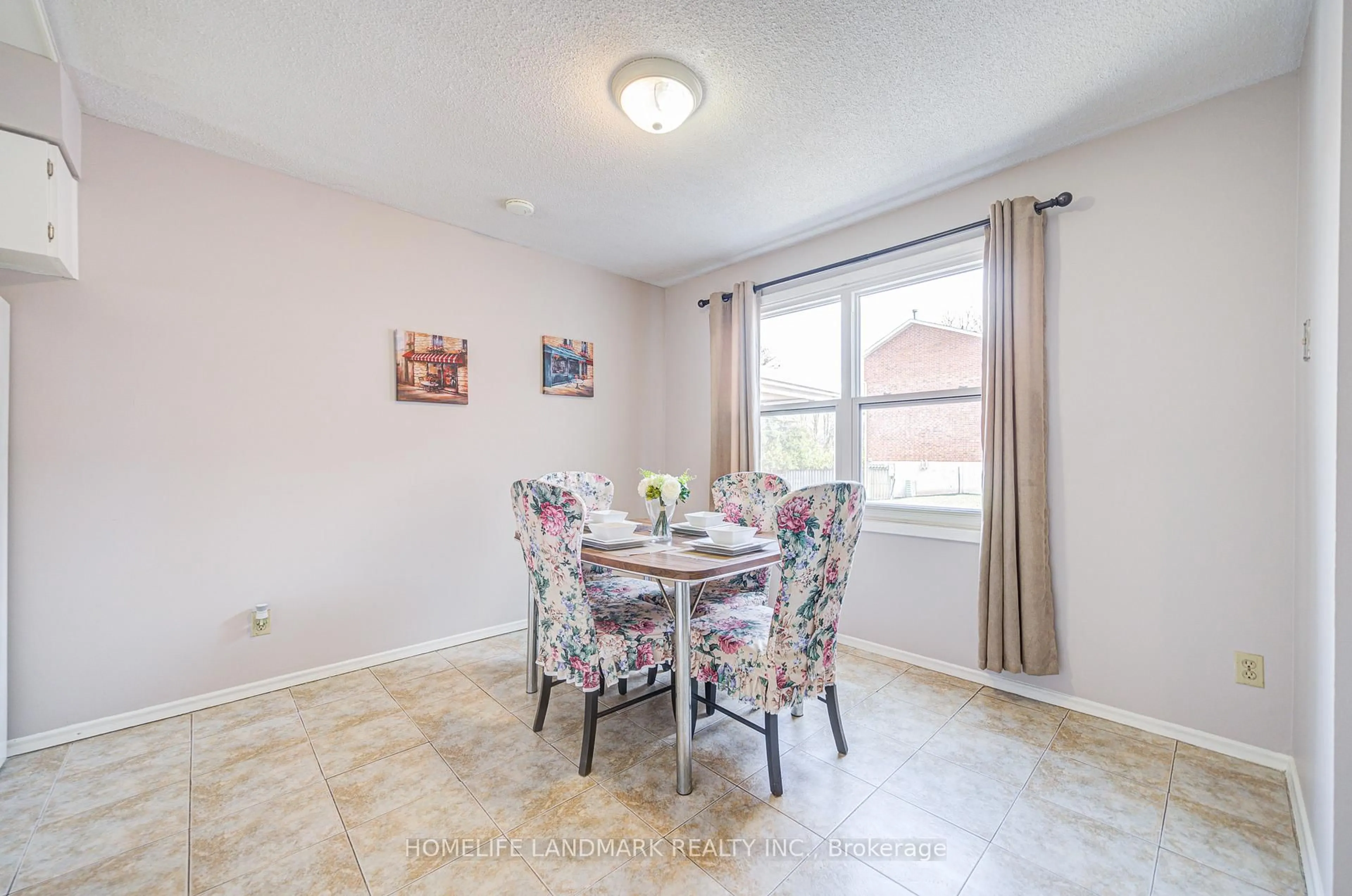 Dining room, unknown for 401 Keats Way #2, Waterloo Ontario N2L 5S7