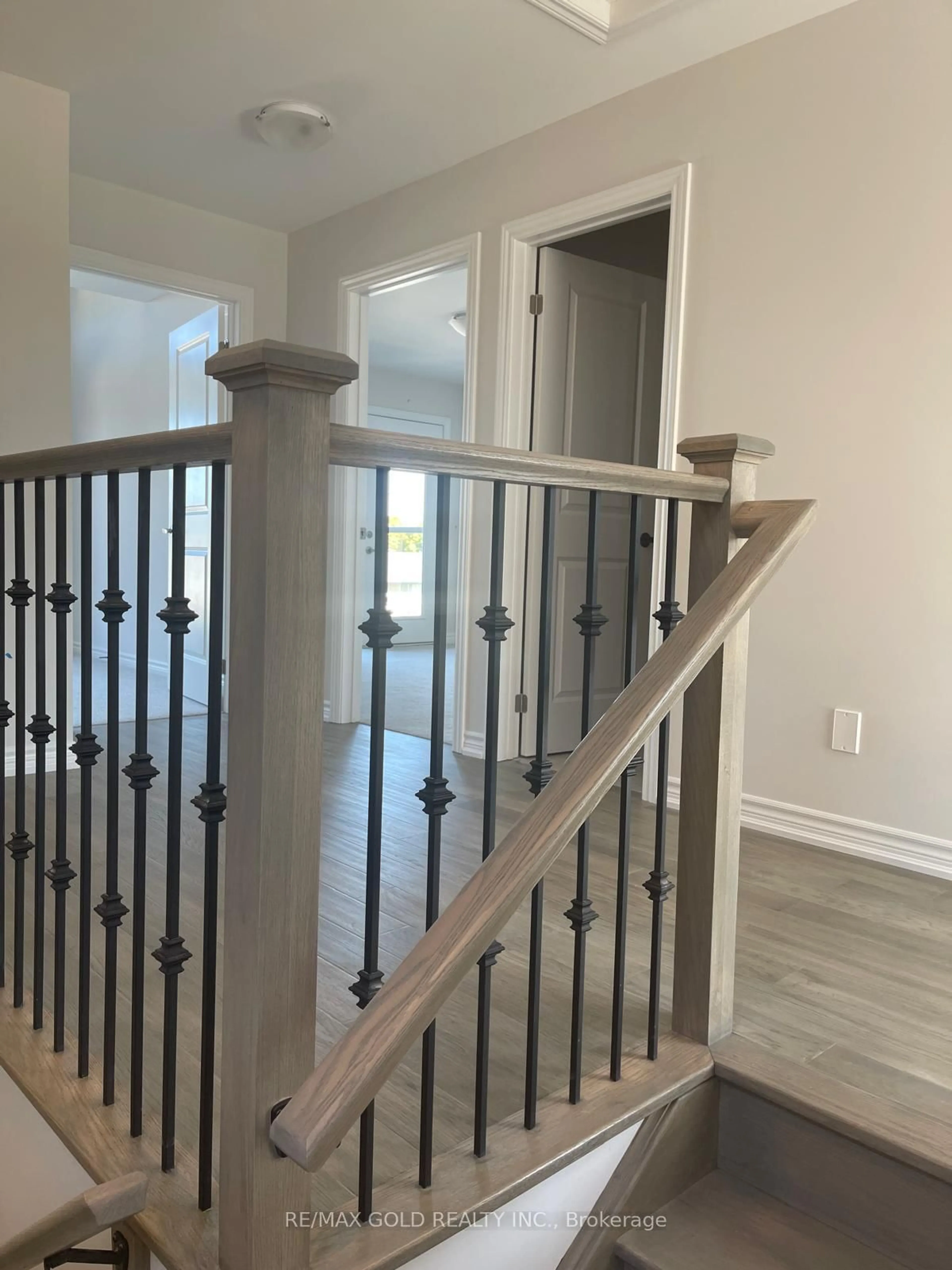 Unknown for 29 Laugher Ave, Welland Ontario L3B 0N6