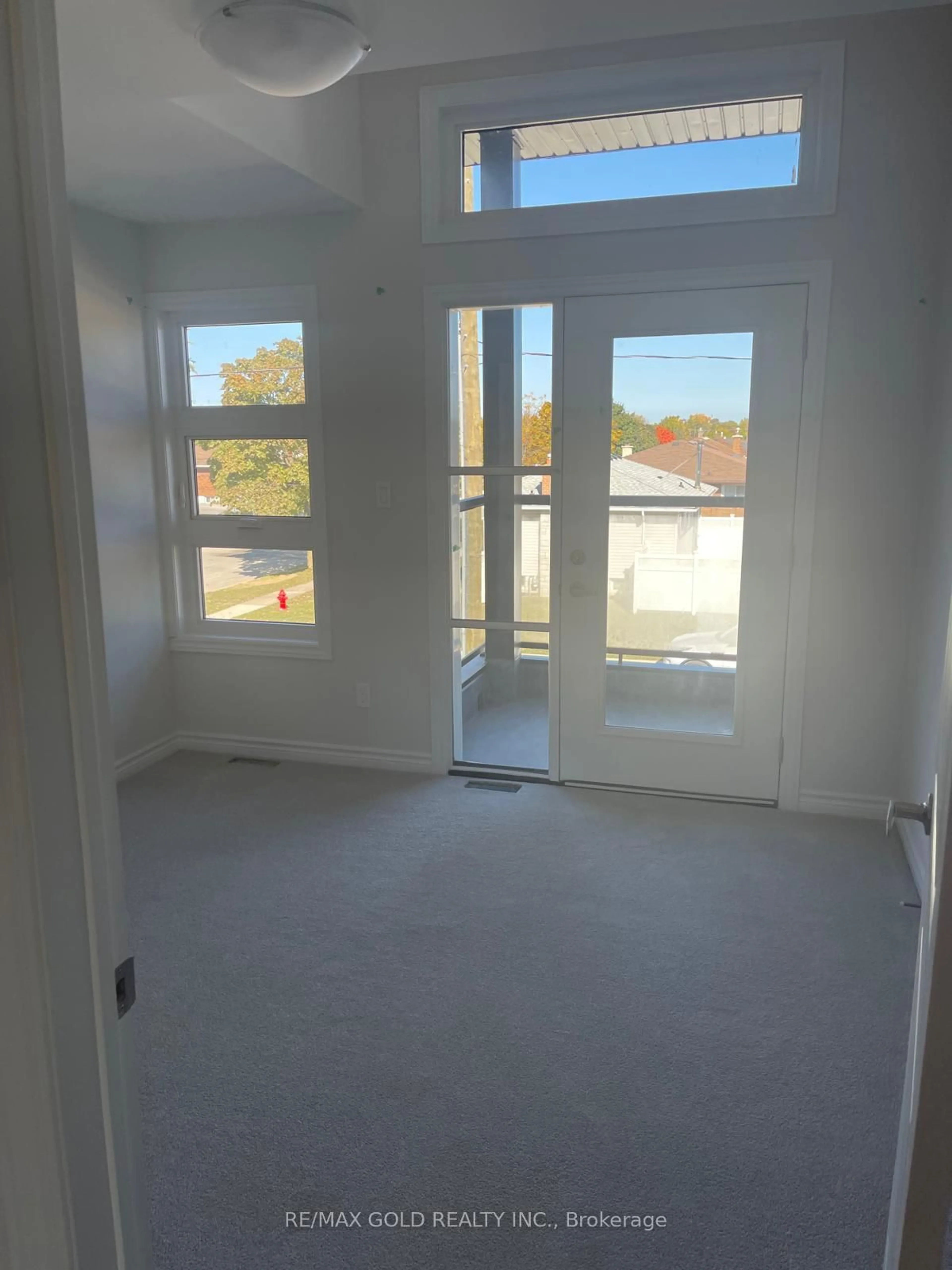 Unknown for 29 Laugher Ave, Welland Ontario L3B 0N6