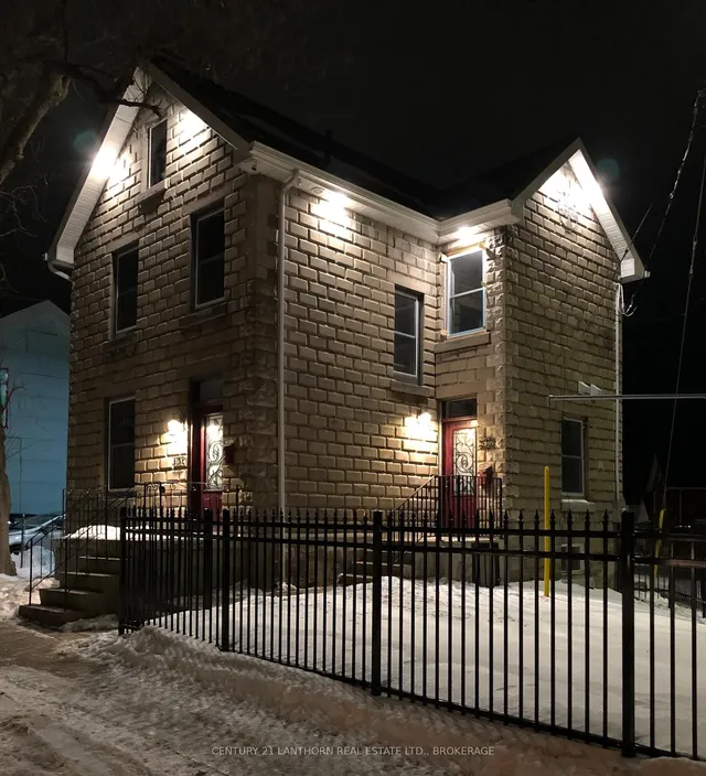 45 Chestnut St, Kingston 2