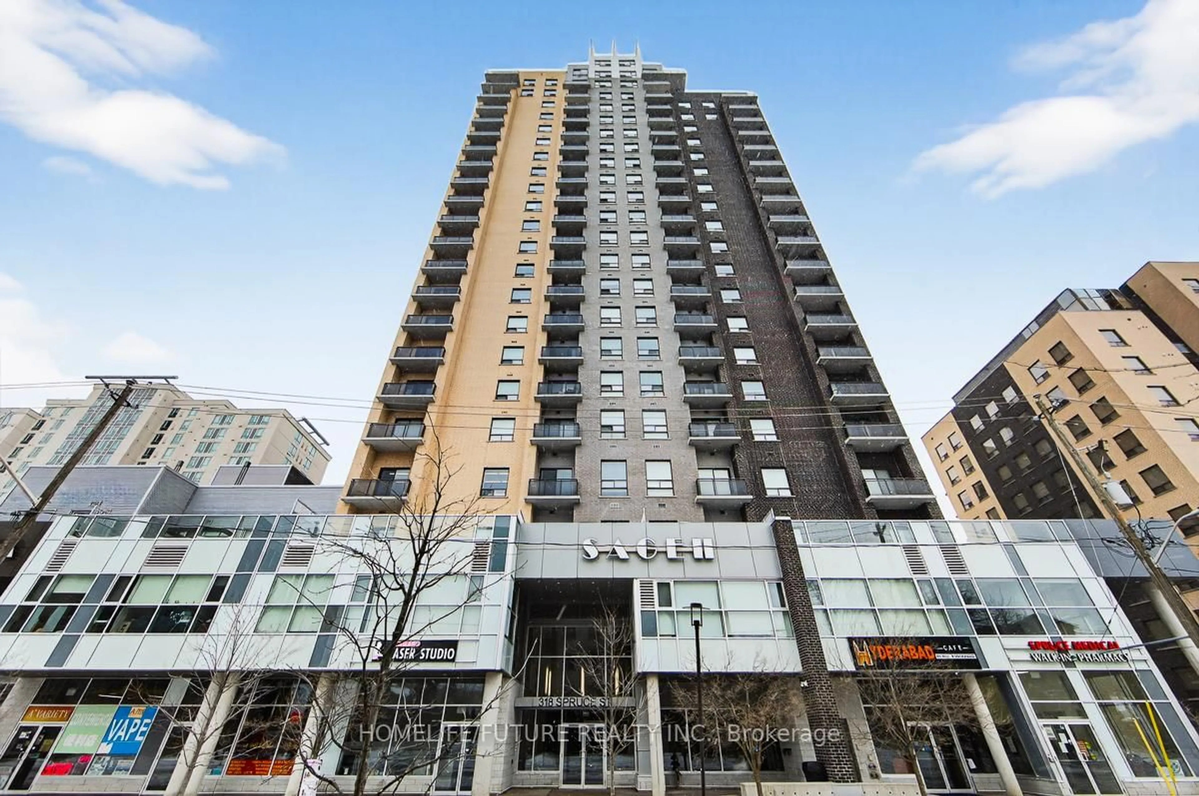 Indoor foyer for 318 Spruce St #1601, Waterloo Ontario N2L 0E9