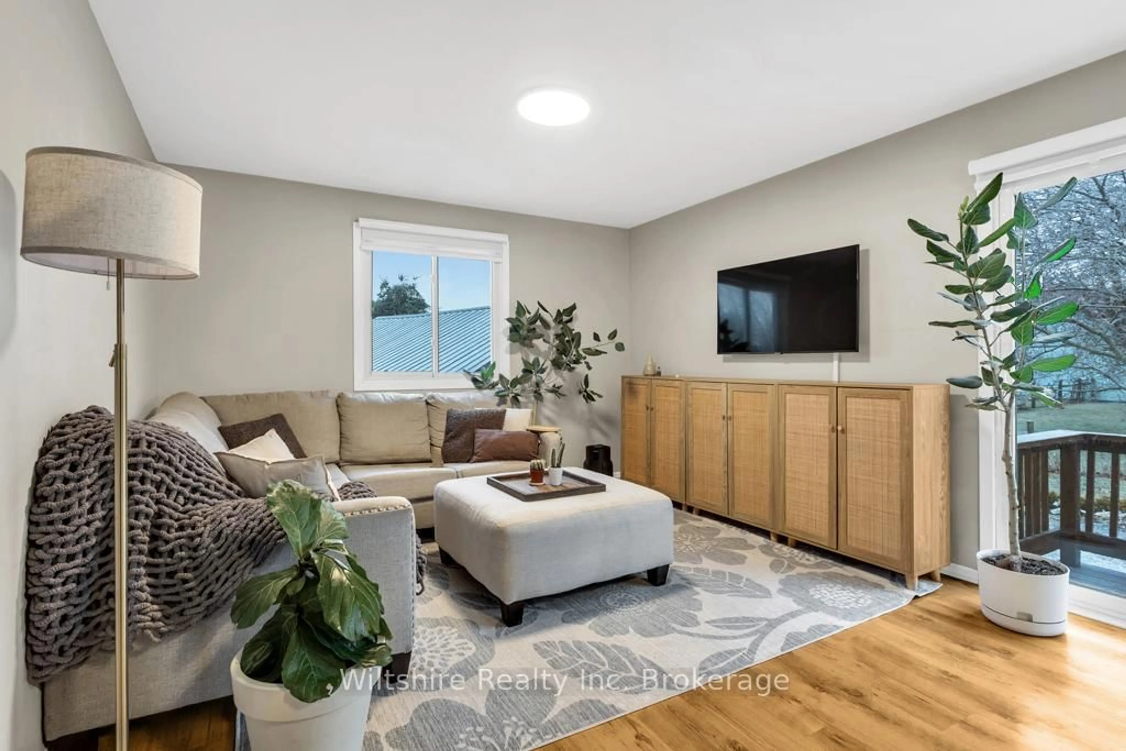 Living room with furniture, unknown for 57627 Calton Line, Bayham Ontario N0J 1Z0