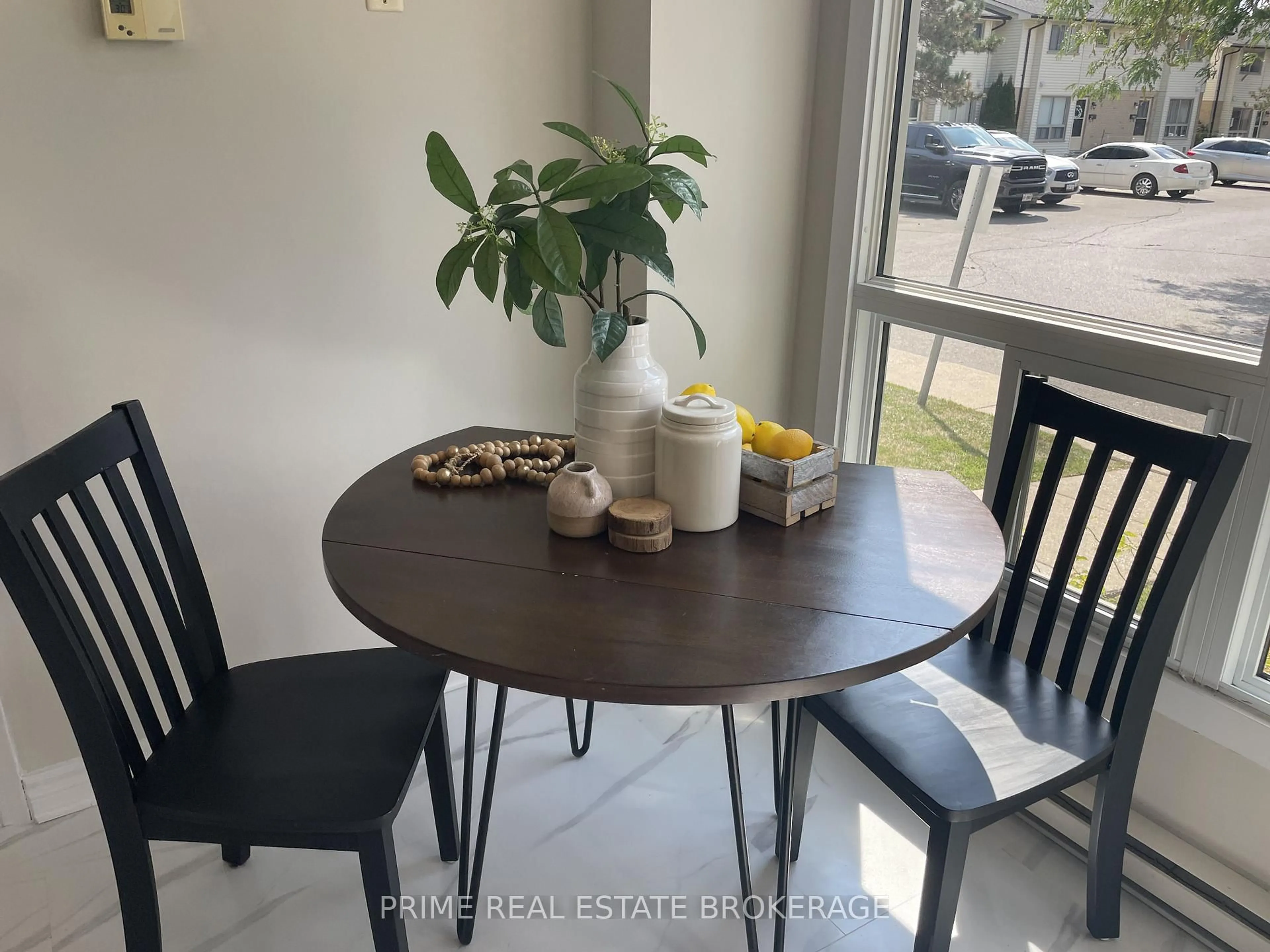 Dining room, unknown for 355 Sandringham Cres #44, London South Ontario N6C 5K3