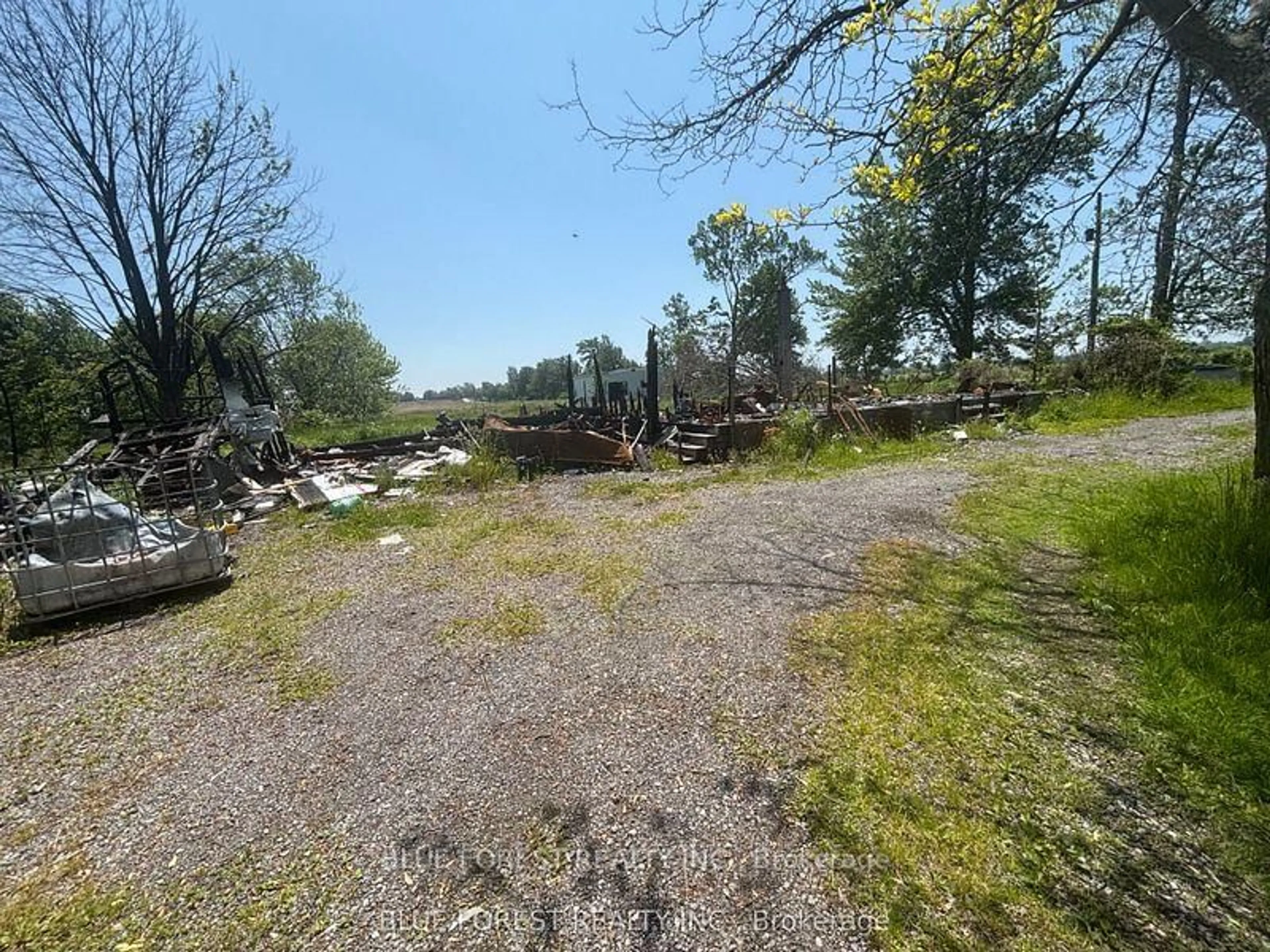 A pic from outside/outdoor area/front of a property/back of a property/a pic from drone, forest/trees view for 2304 North Shore Dr, Haldimand Ontario N0A 1K0