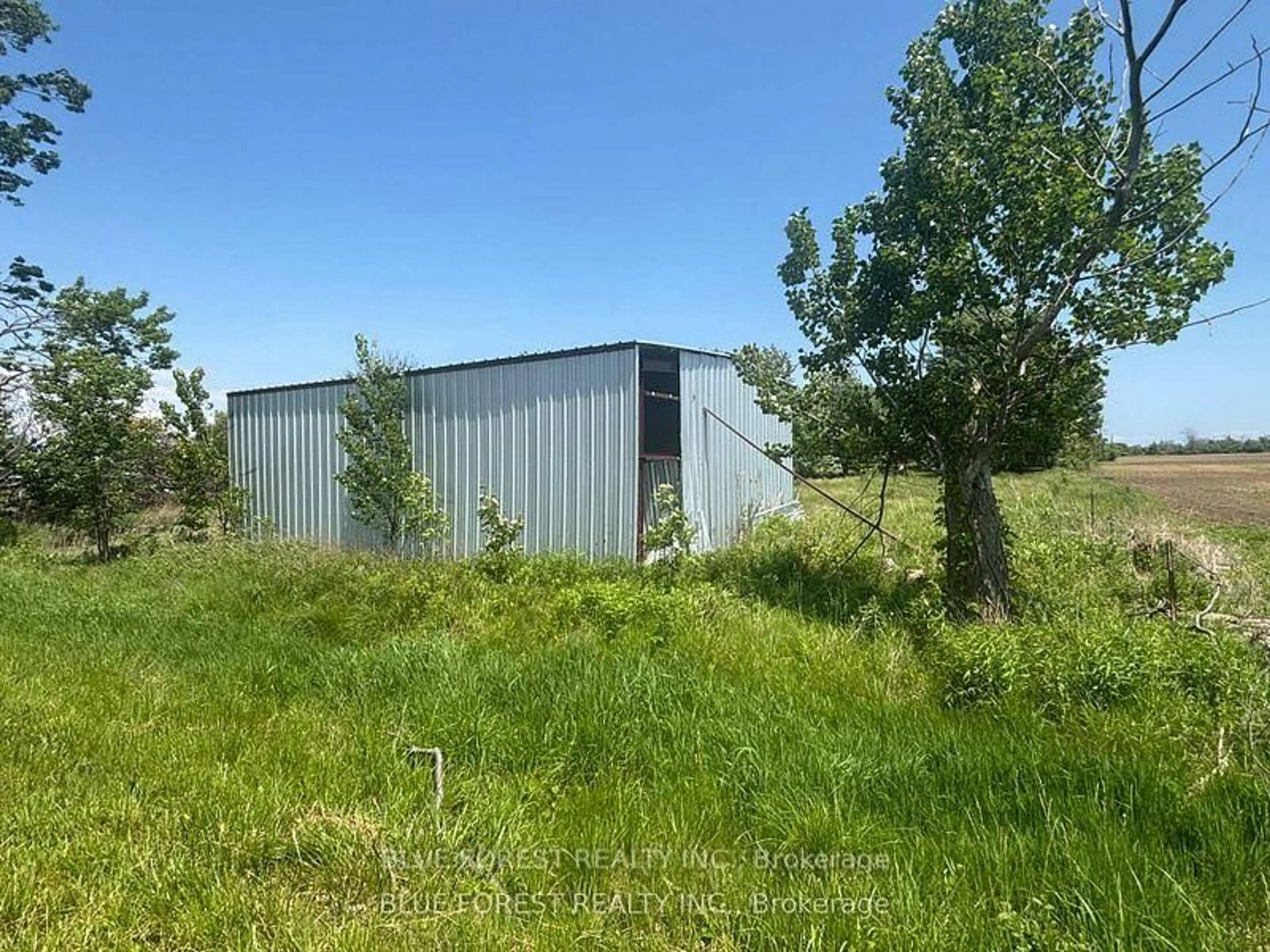 Shed for 2304 North Shore Dr, Haldimand Ontario N0A 1K0