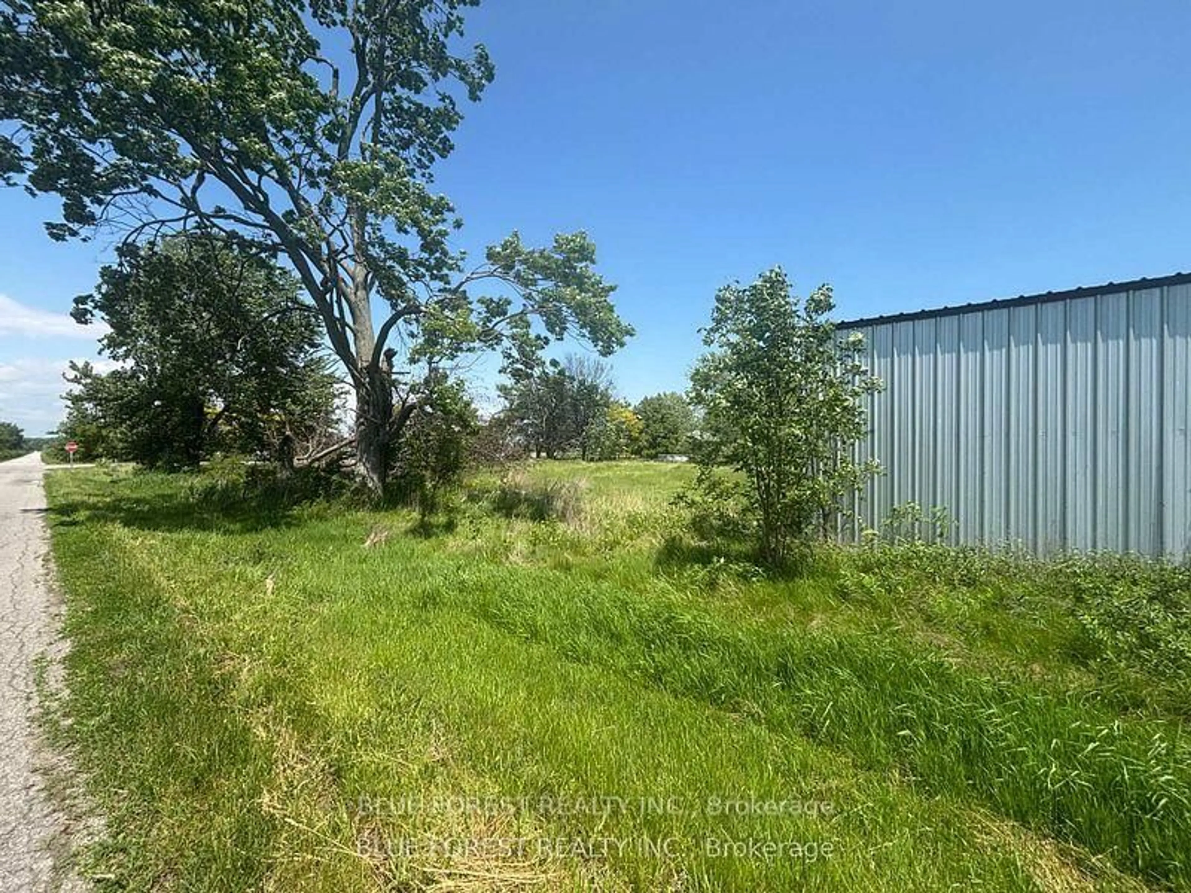 Shed for 2304 North Shore Dr, Haldimand Ontario N0A 1K0