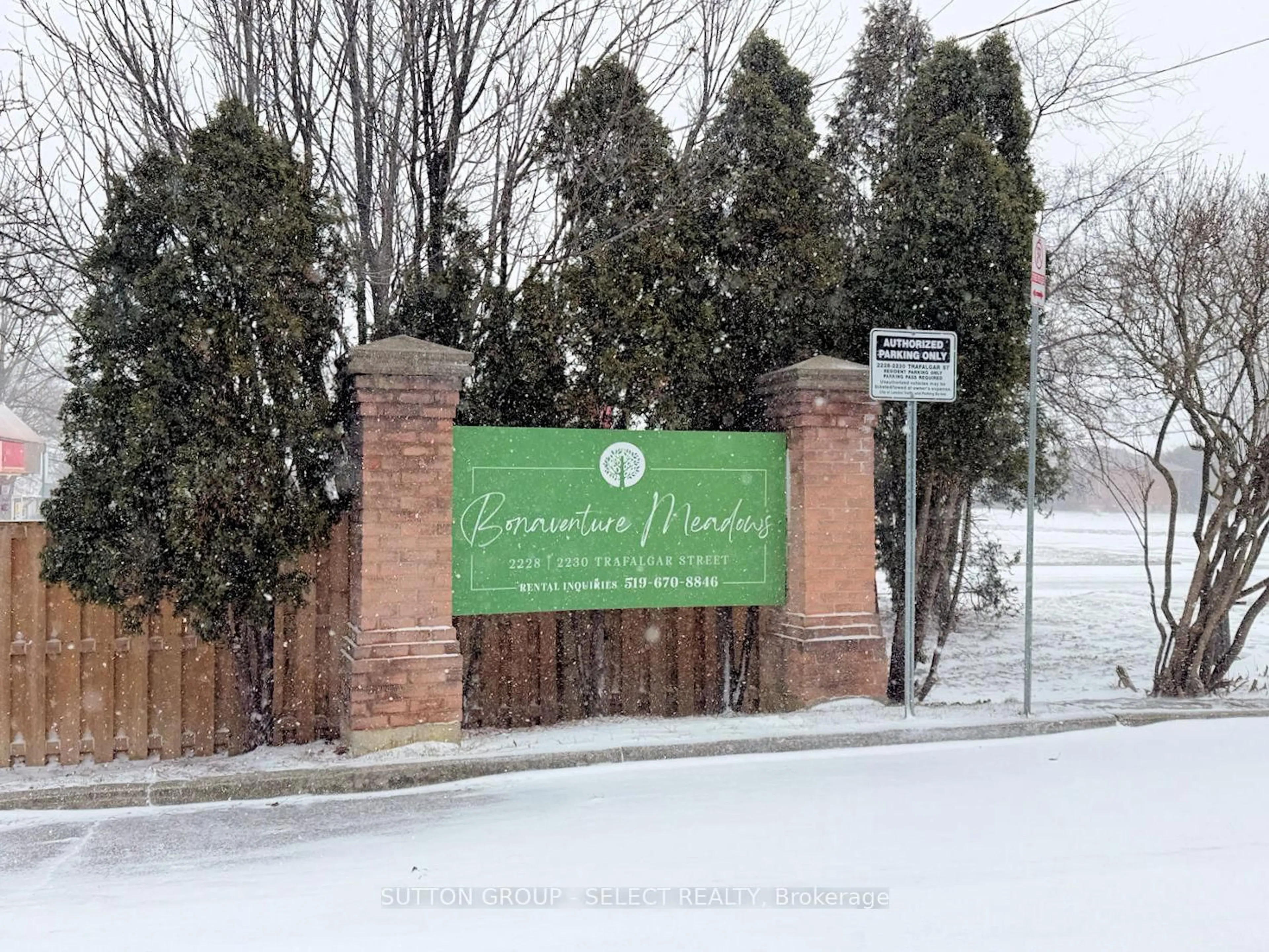 Unknown for 2230 Trafalgar St #307, London East Ontario N5V 4J9