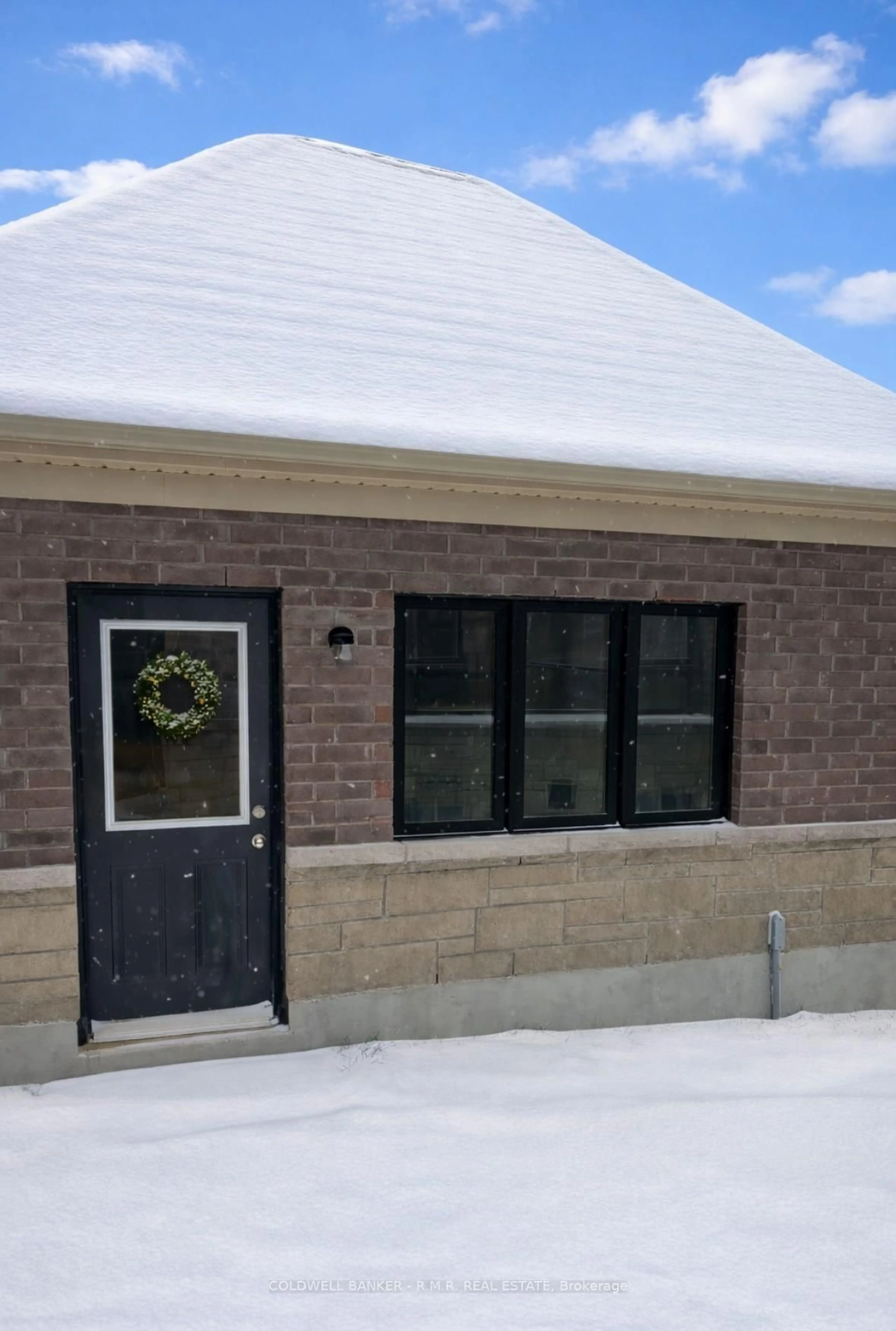 Home with brick exterior material, building for 156 Alcorn Dr, Kawartha Lakes Ontario K9V 0T2