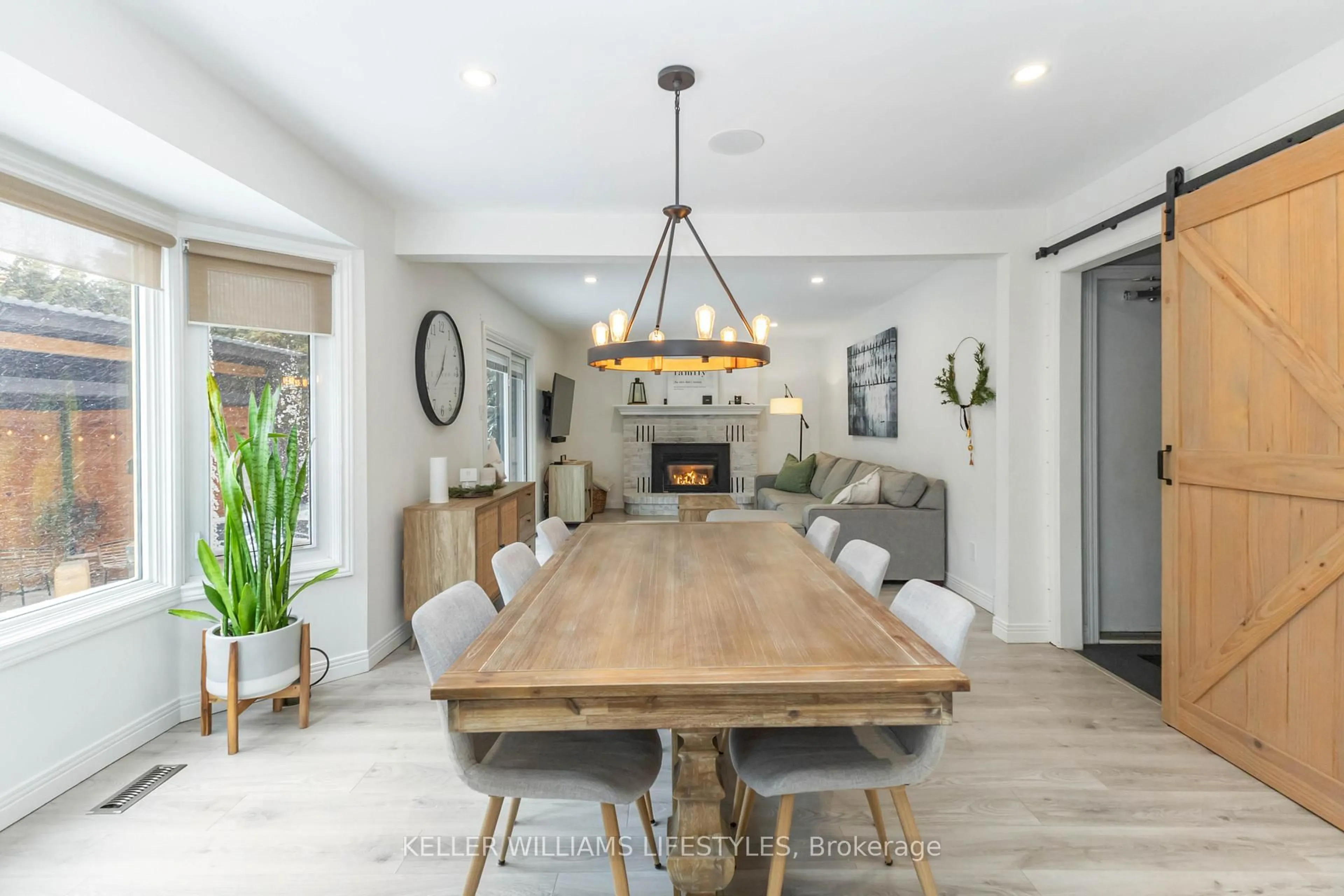 Dining room, unknown for 1213 Wayne Crt, London South Ontario N6K 3Z6