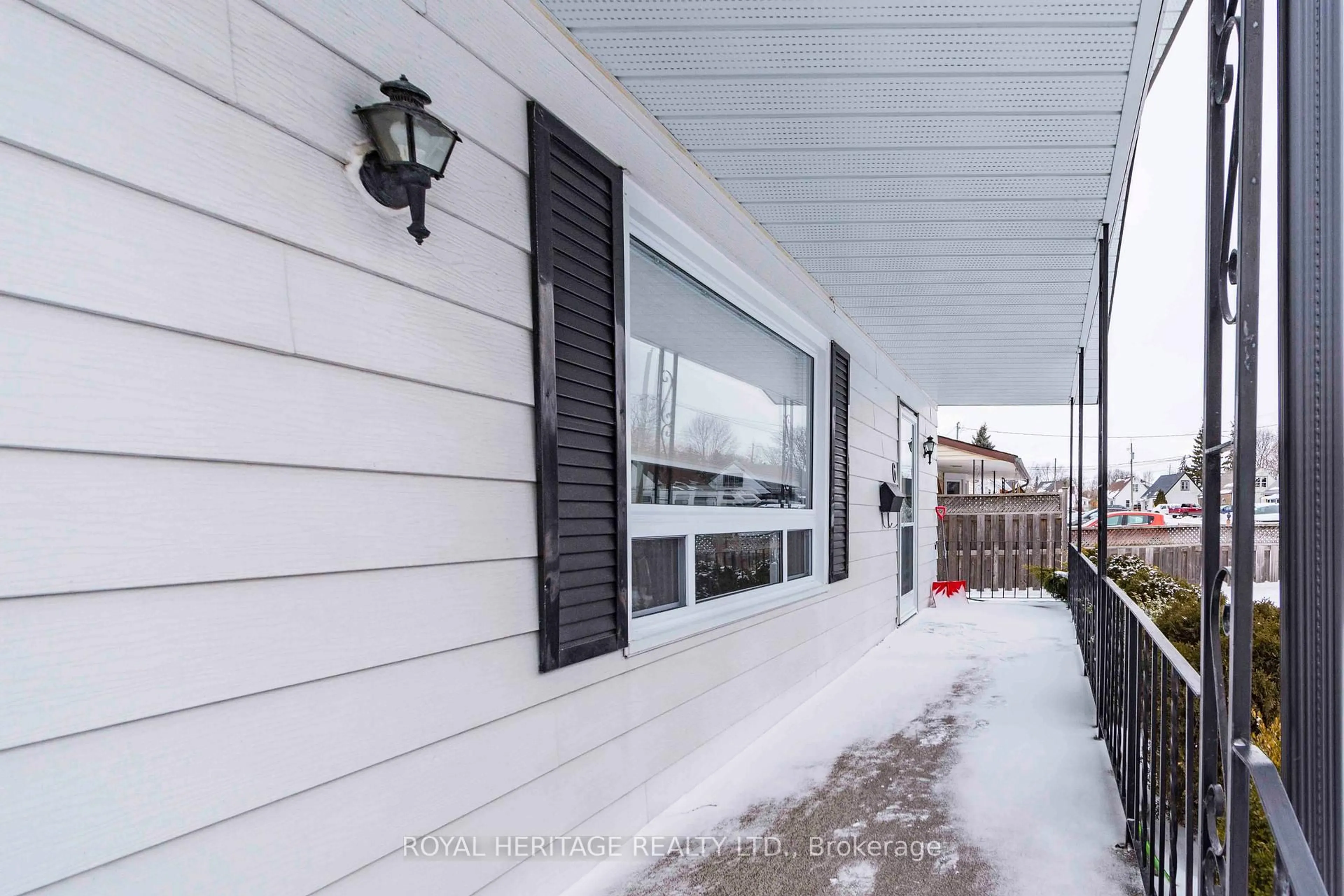 Unknown for 6 Kerr Cres, Quinte West Ontario K8V 2W3