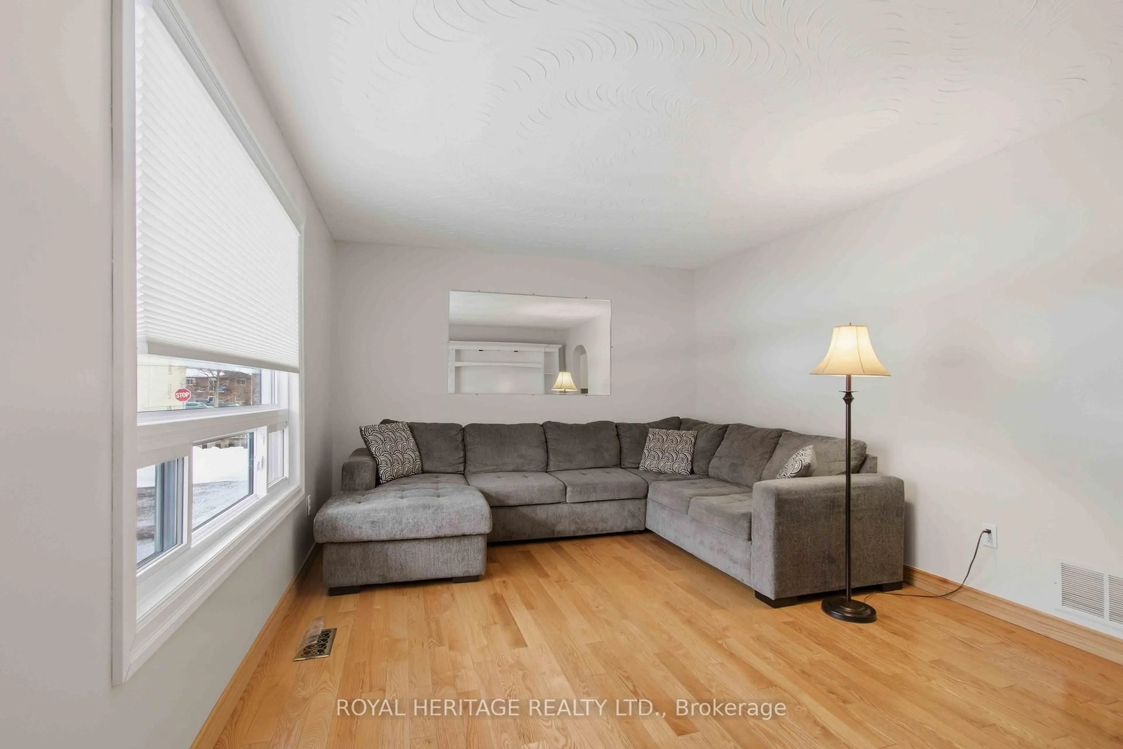 Living room with furniture, unknown for 6 Kerr Cres, Quinte West Ontario K8V 2W3