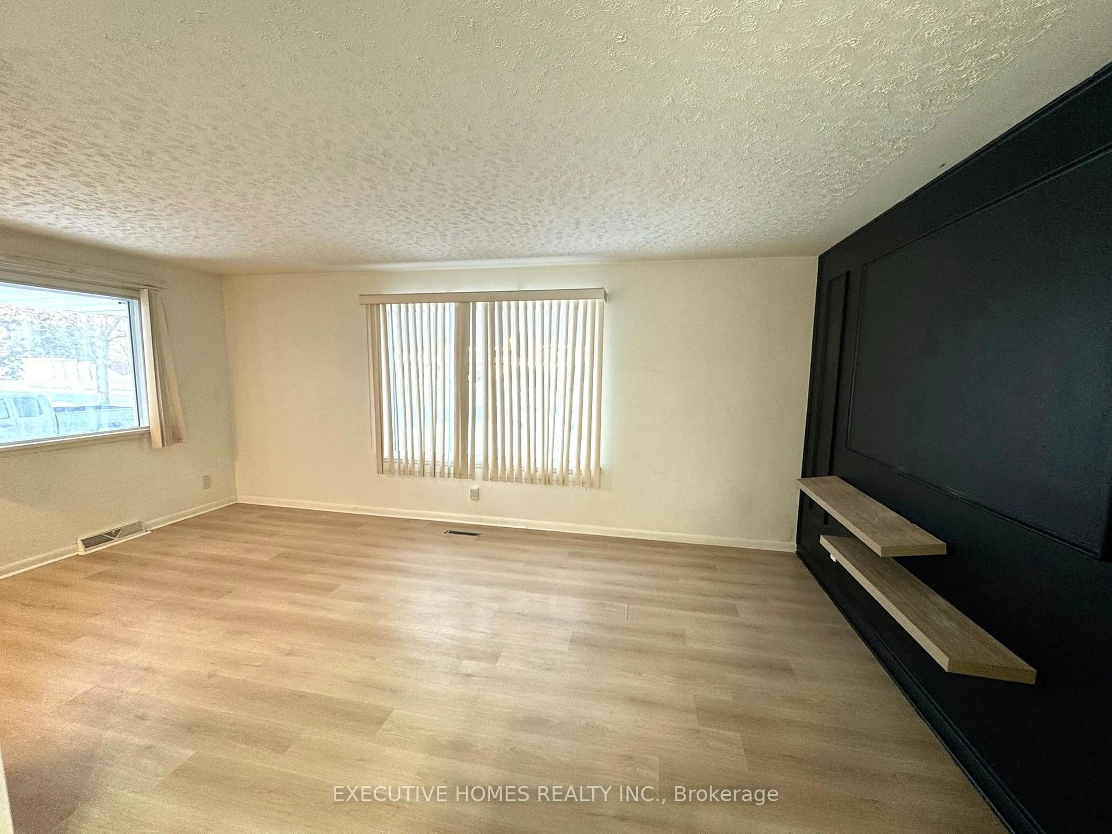 A pic of a room for 336 Kingsway Ave, Thunder Bay Ontario P7E 2A5
