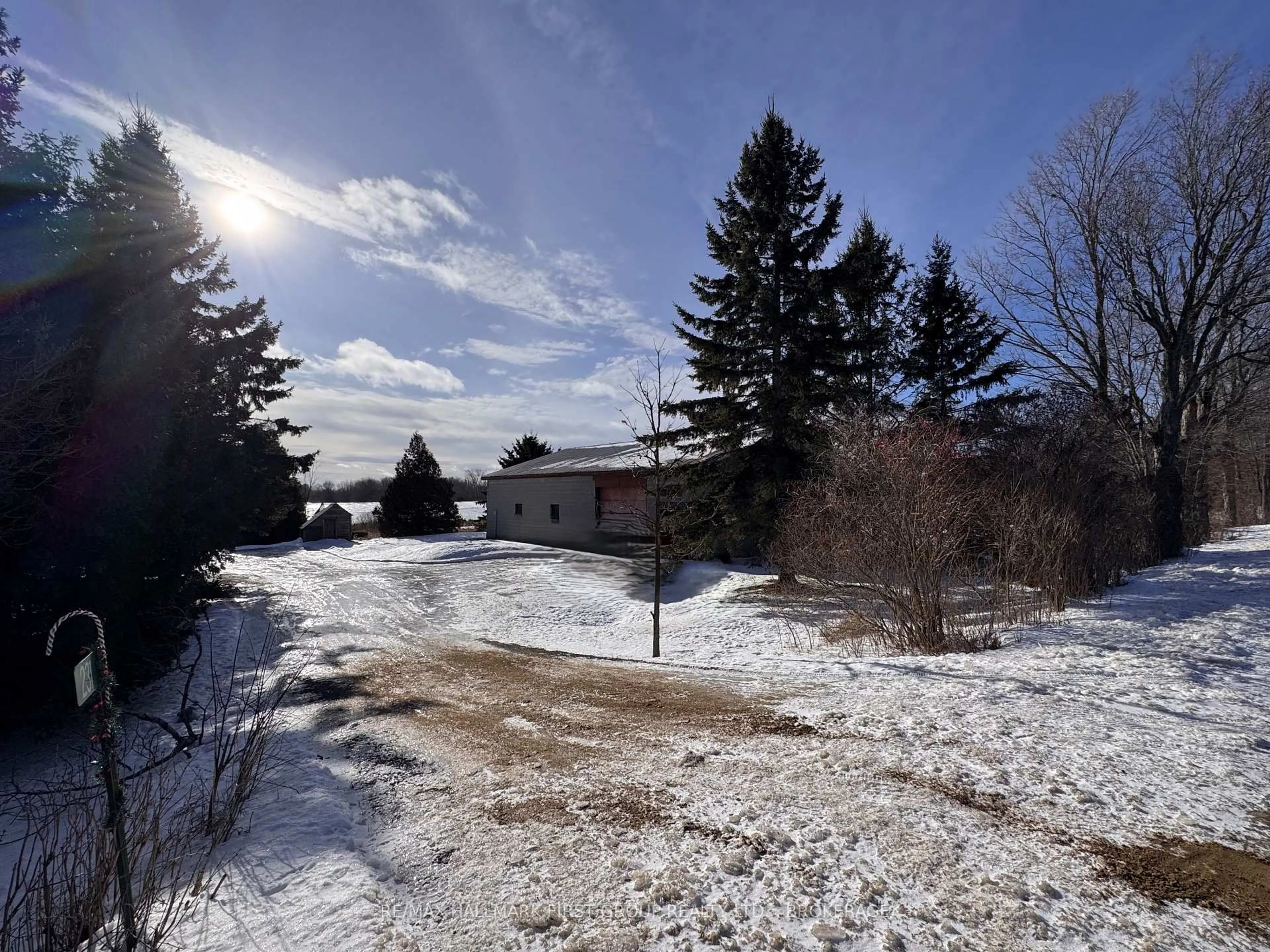 A pic from outside/outdoor area/front of a property/back of a property/a pic from drone, unknown for 231 Mount Chesney Rd, Inverary Ontario K0H 1X0