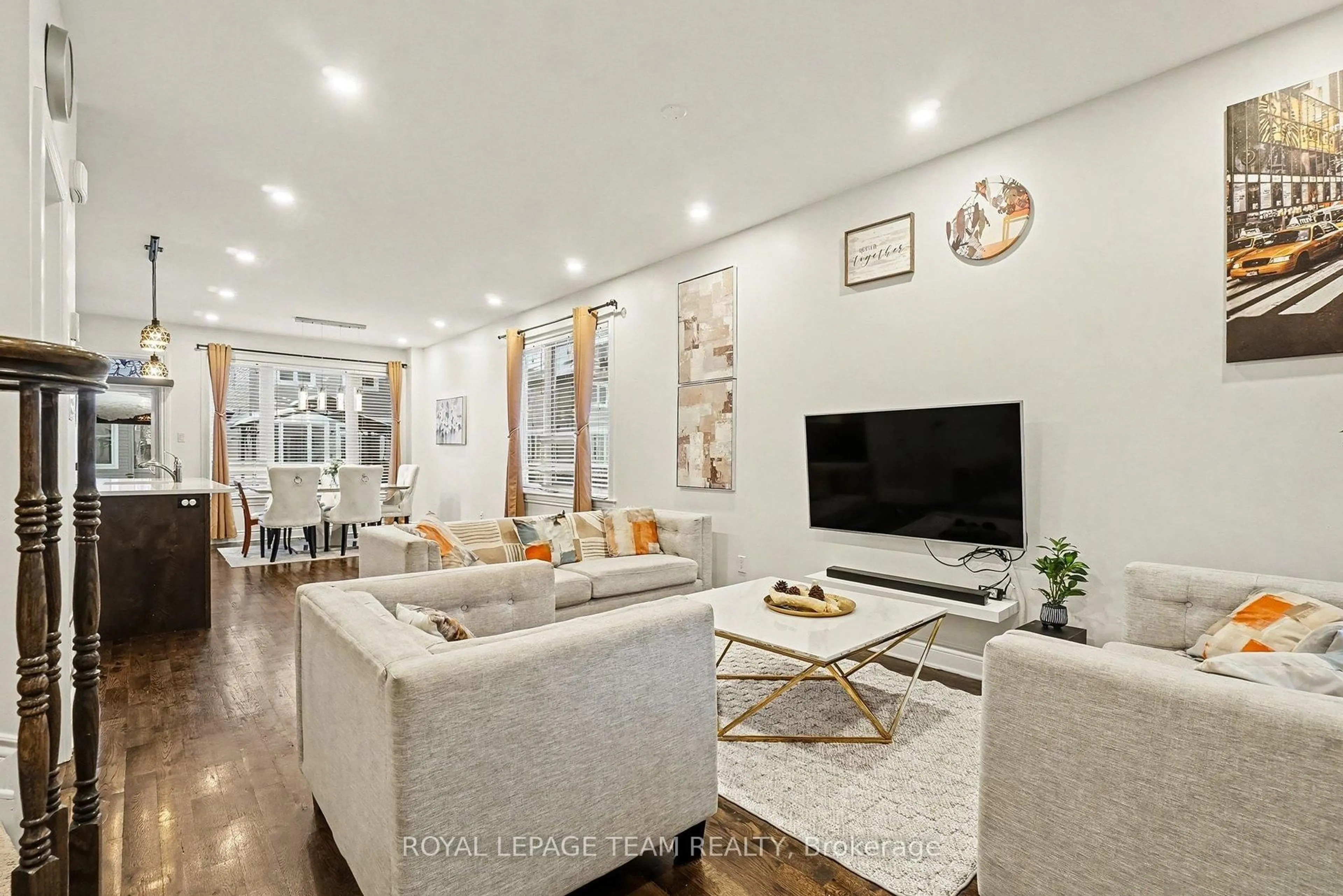 Living room with furniture, unknown for 145 Desmond Trudeau Dr, Arnprior Ontario K7S 3G9