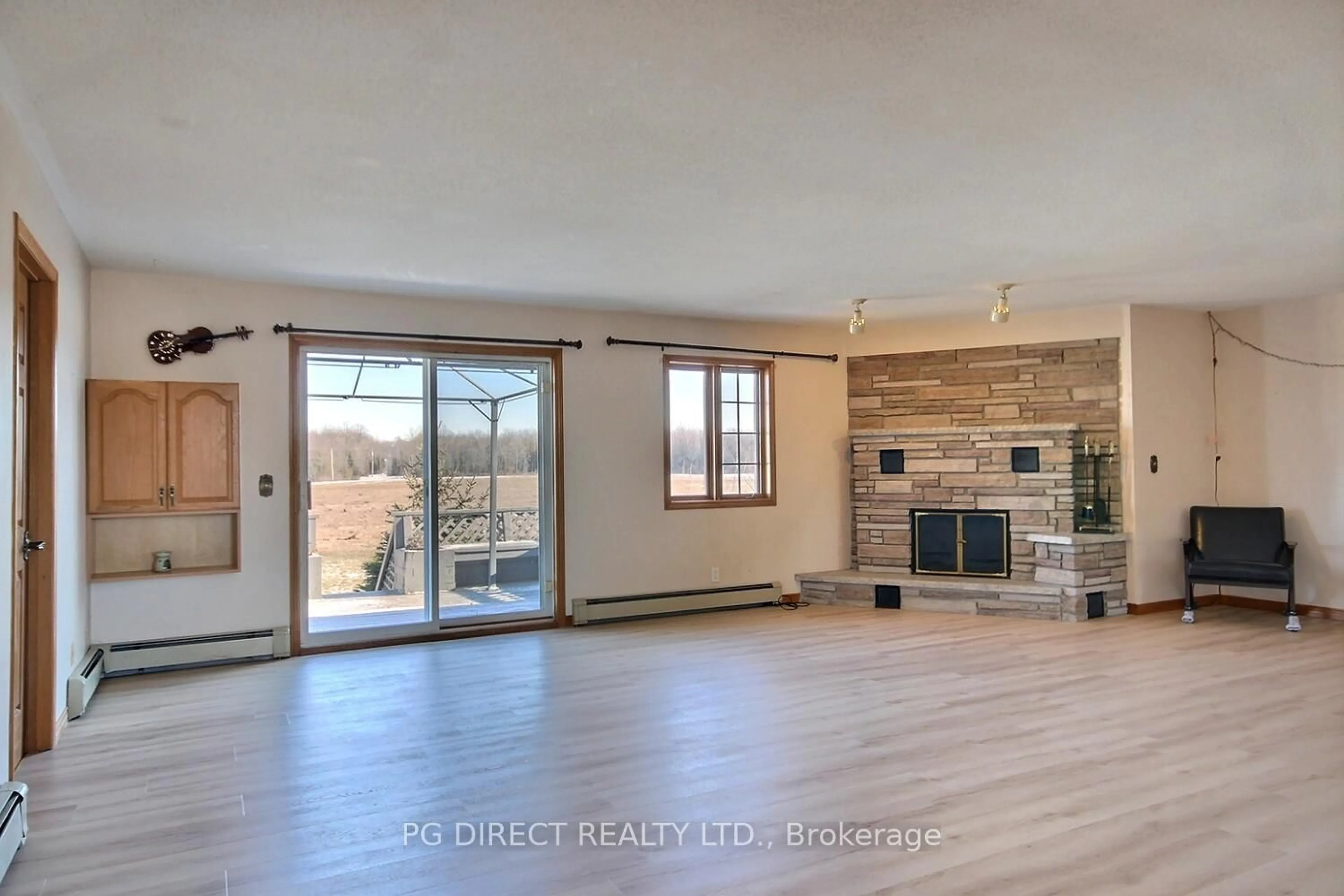 Living room with furniture, unknown for 3460 Shannonville Rd, Belleville Ontario K0K 2Y0