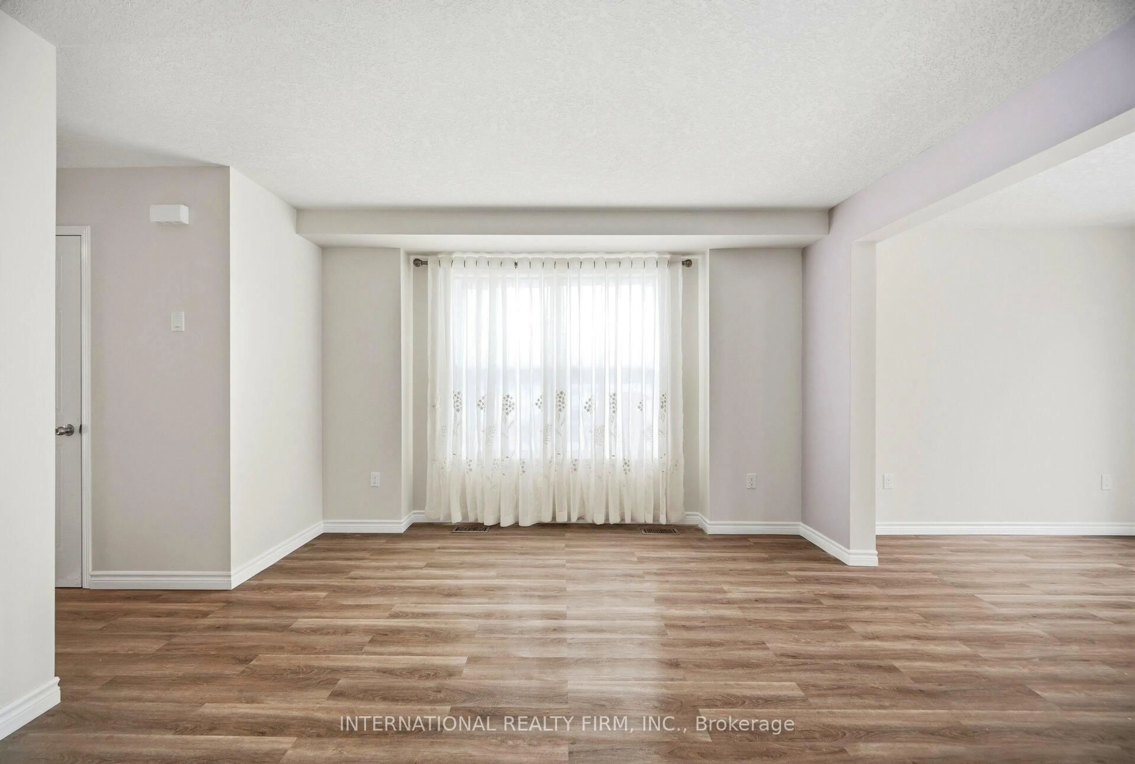 A pic of a room for 116 Brookfield Cres, Kitchener Ontario N2E 0A7
