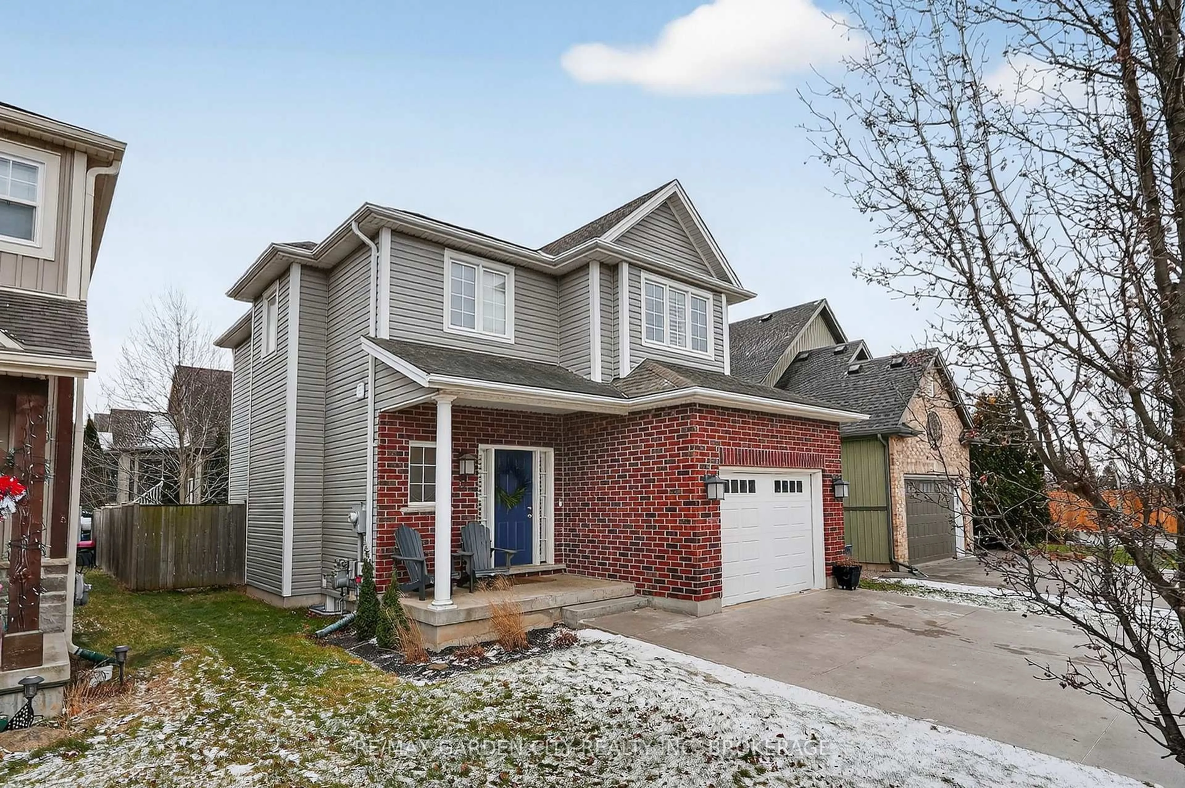 Home with brick exterior material, street for 22 Riesling Dr, Niagara-on-the-Lake Ontario L0S 1J0