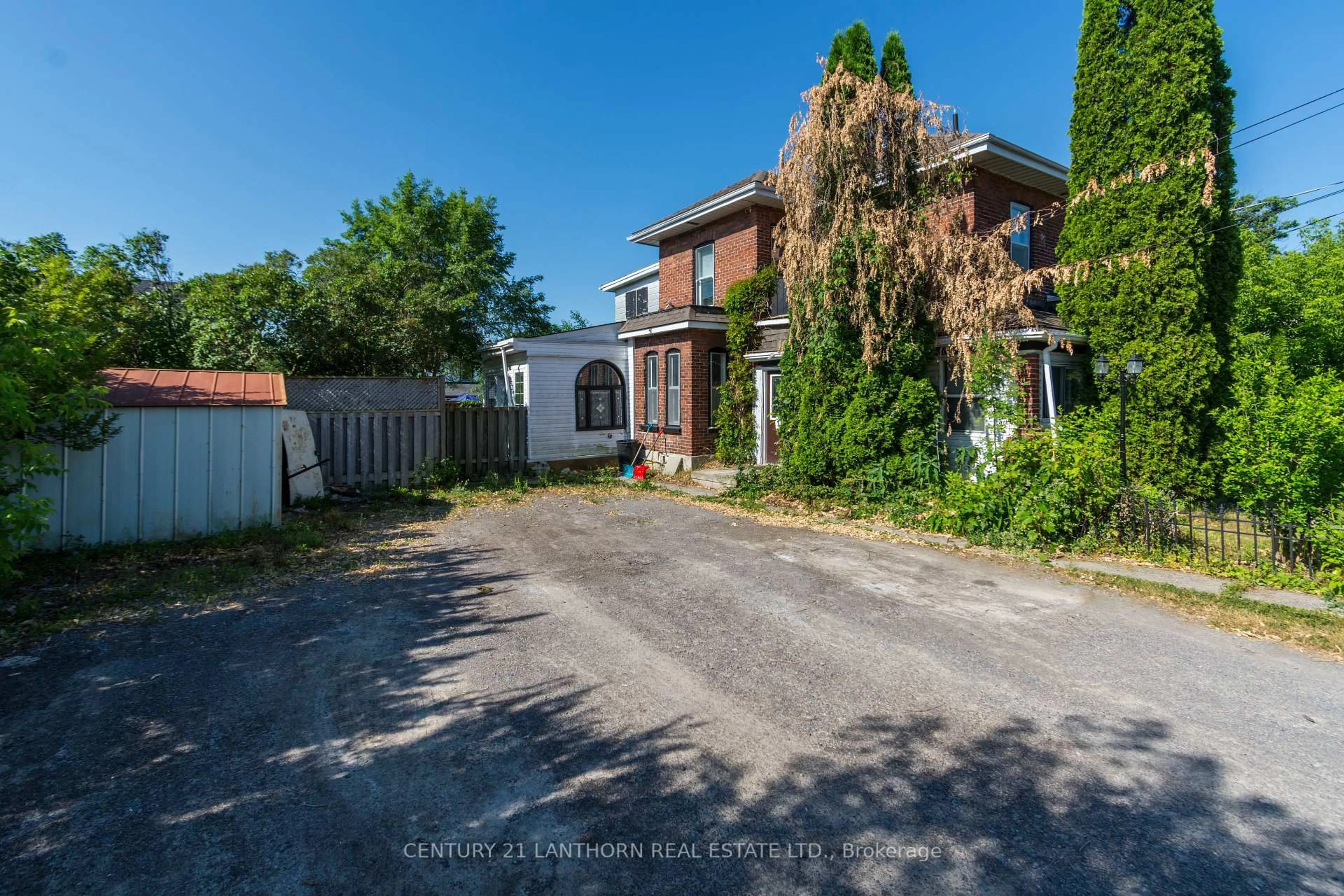 A pic from outside/outdoor area/front of a property/back of a property/a pic from drone, street for 53 CROWN St, Quinte West Ontario K8V 1P1
