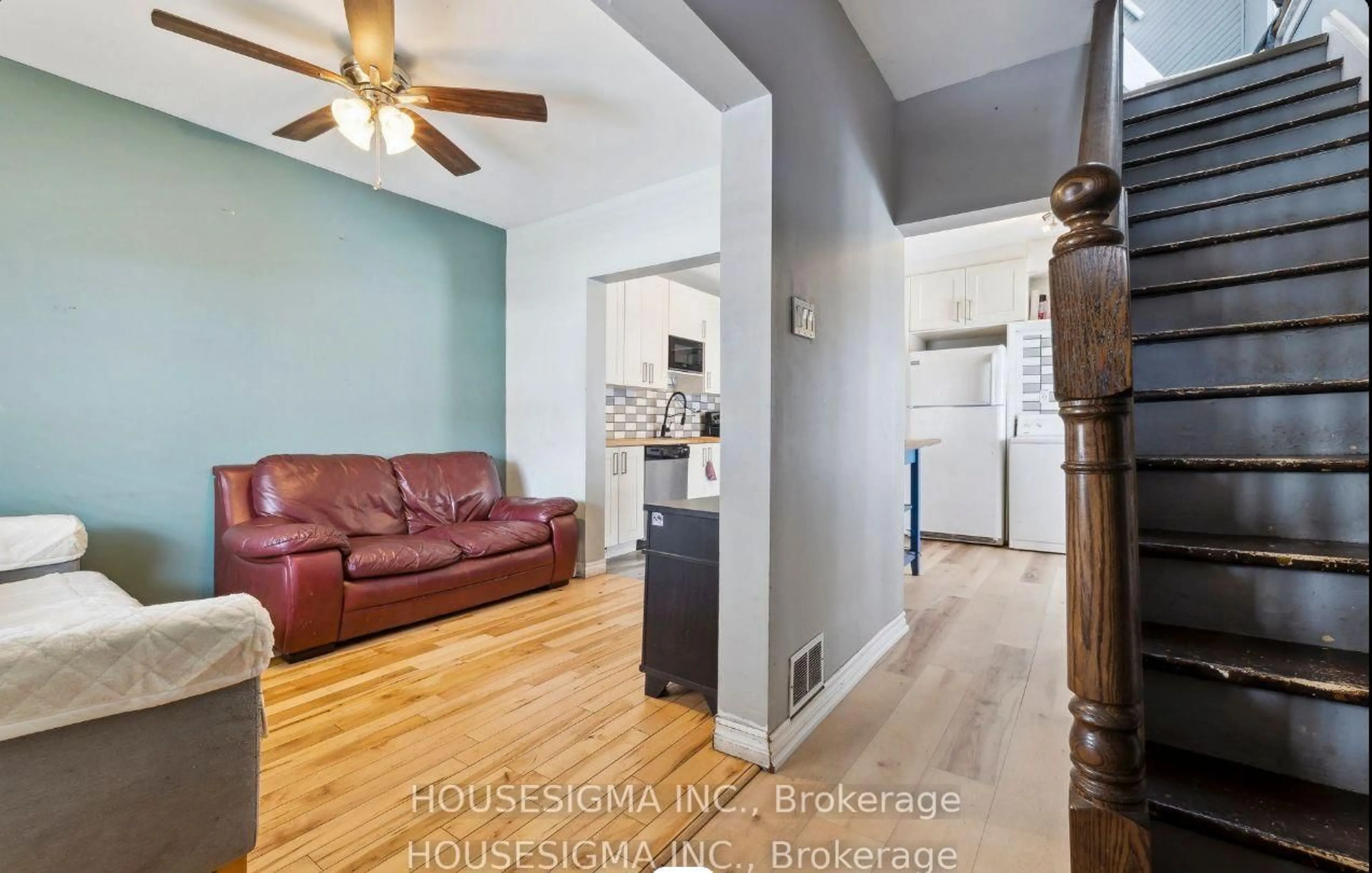 Unknown for 635 Brown St, Peterborough Ontario K9J 4K6