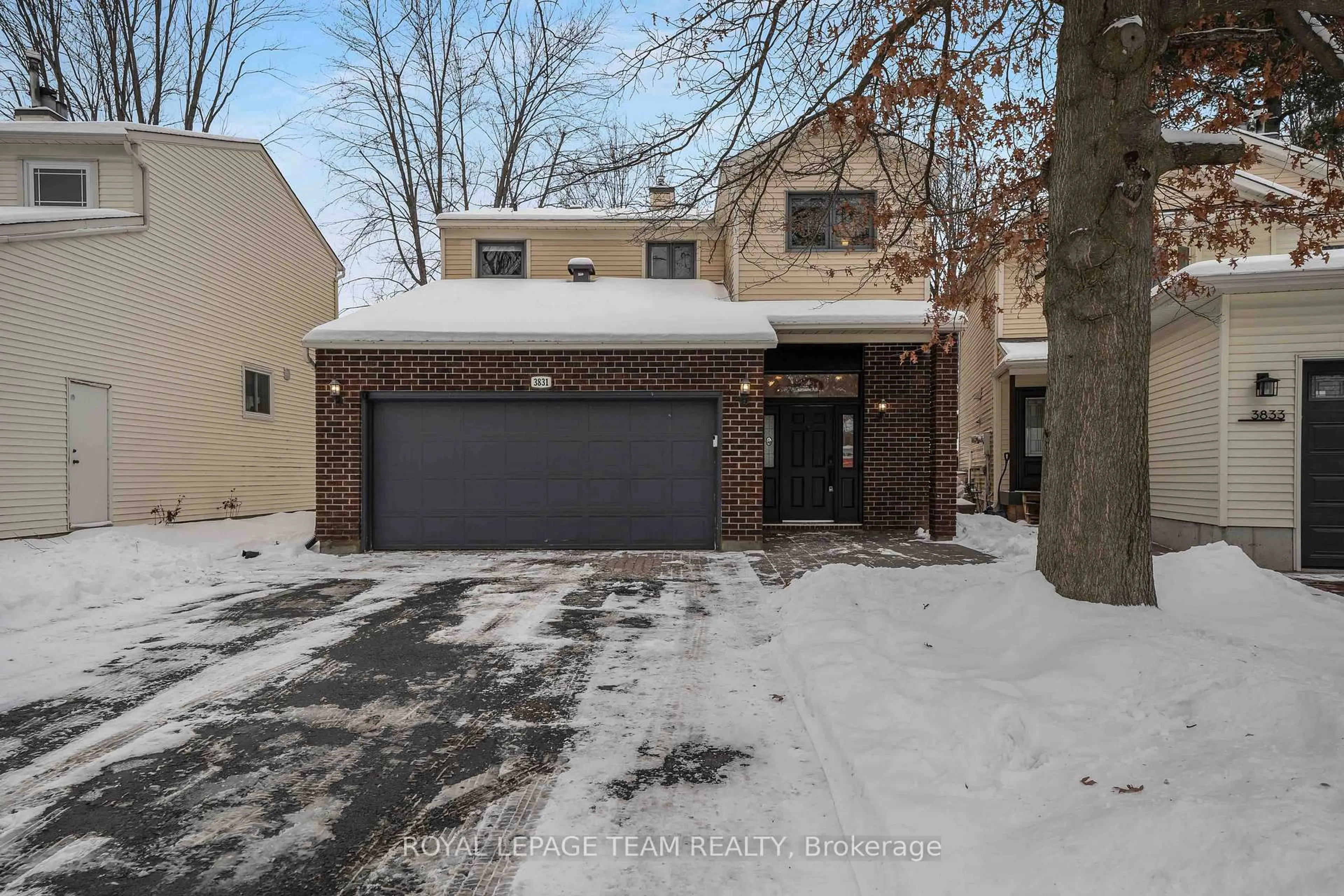 Unknown for 3831 Autumnwood St, Ottawa Ontario K1T 2G9