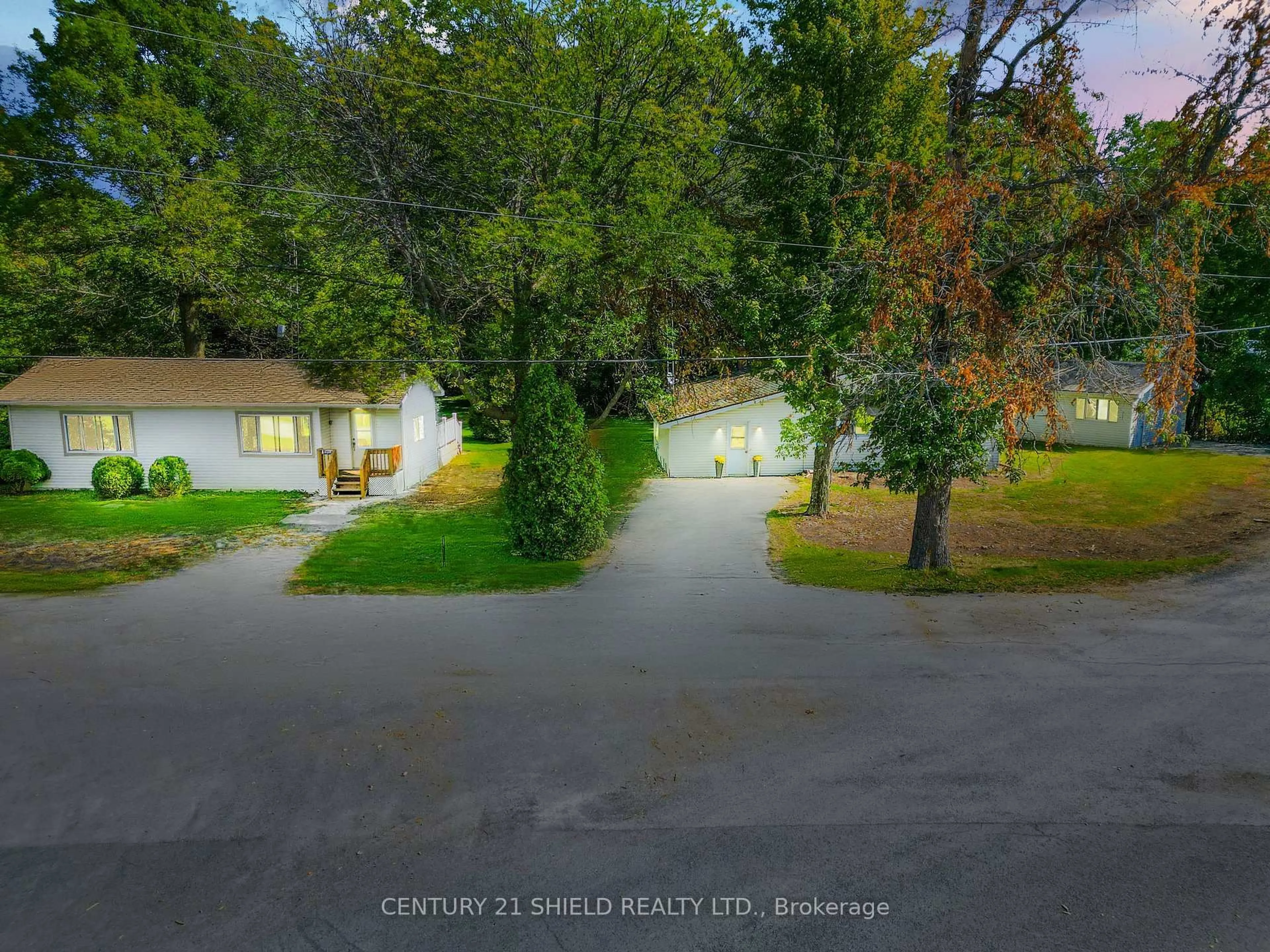 A pic from outside/outdoor area/front of a property/back of a property/a pic from drone, street for 6261 - 911 - 62 67th Ave, South Glengarry Ontario K0C 1N0