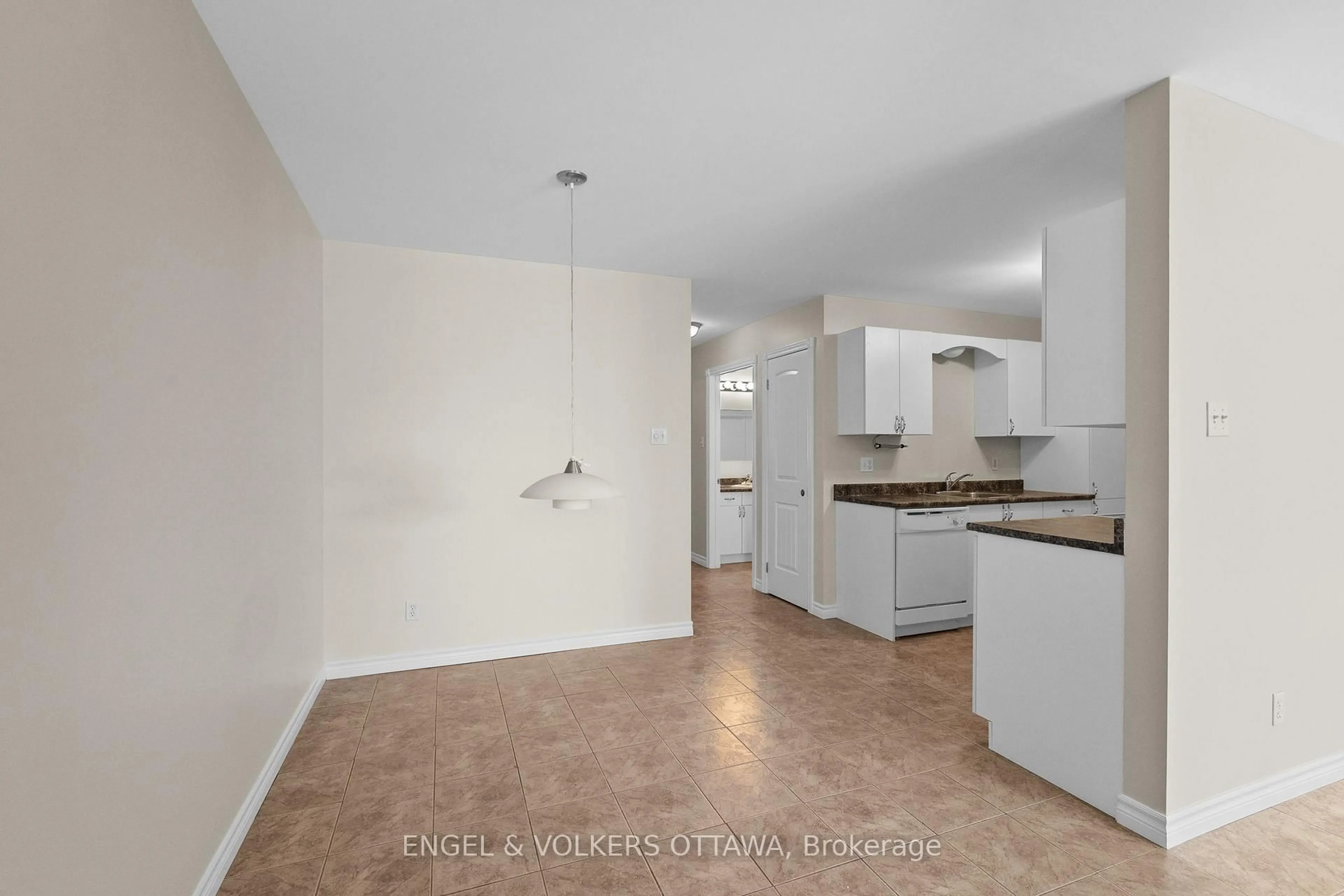 Standard kitchen, unknown for 50 Fifth St #D, South Dundas Ontario K0C 1X0