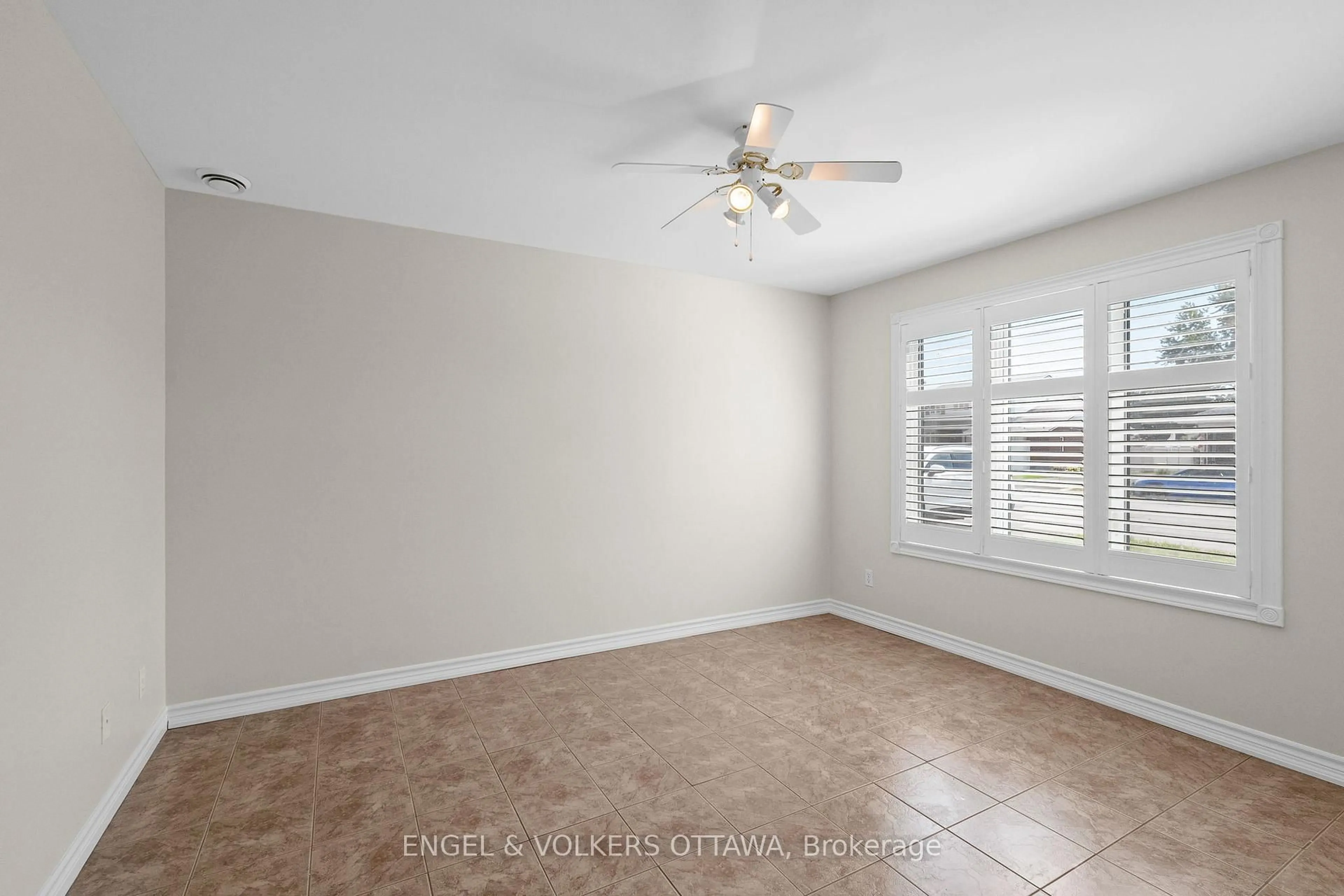 A pic of a room for 50 Fifth St #D, South Dundas Ontario K0C 1X0