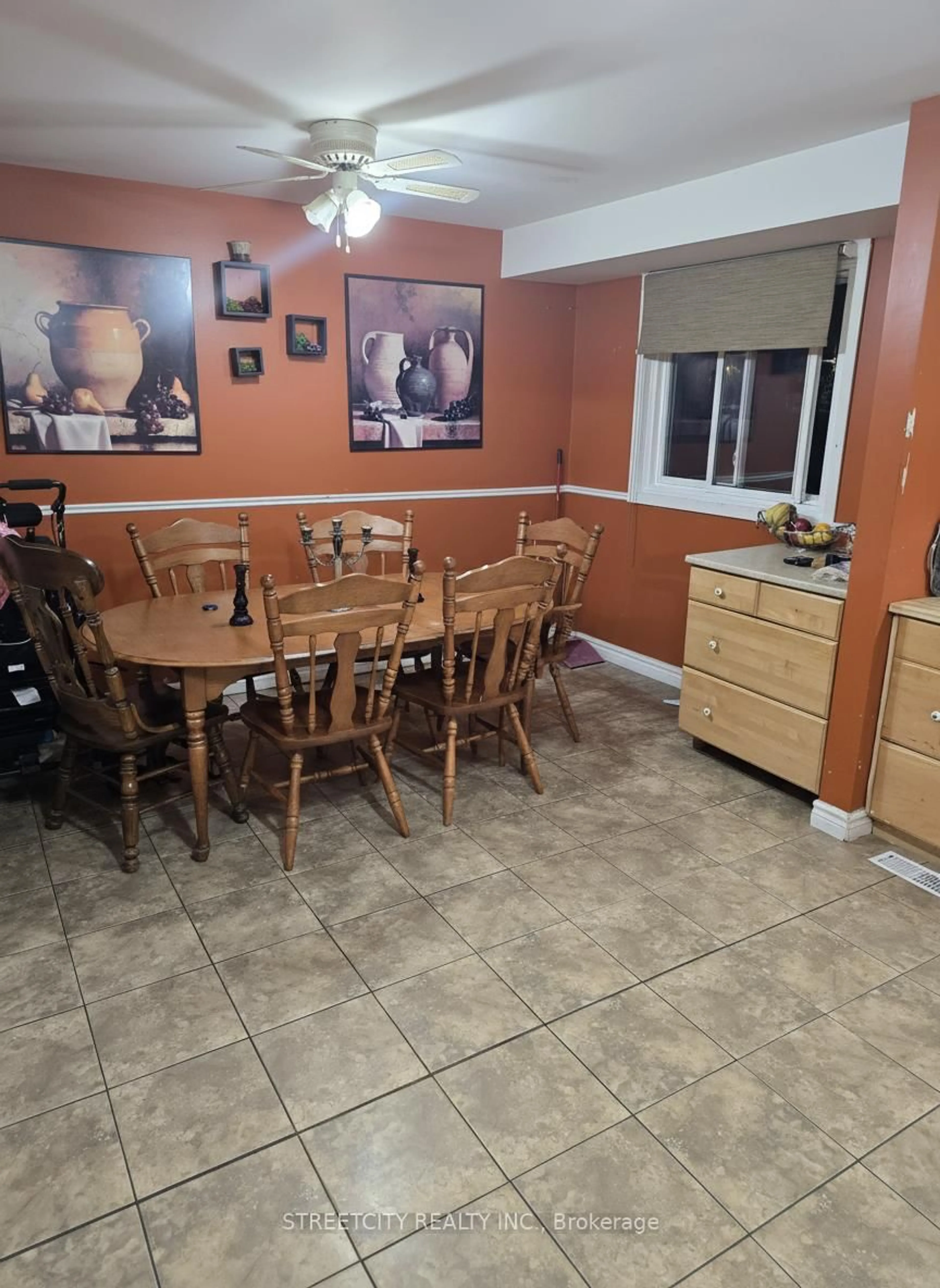 Dining room, unknown for 993 Osgoode Dr, London South Ontario N6E 1C9