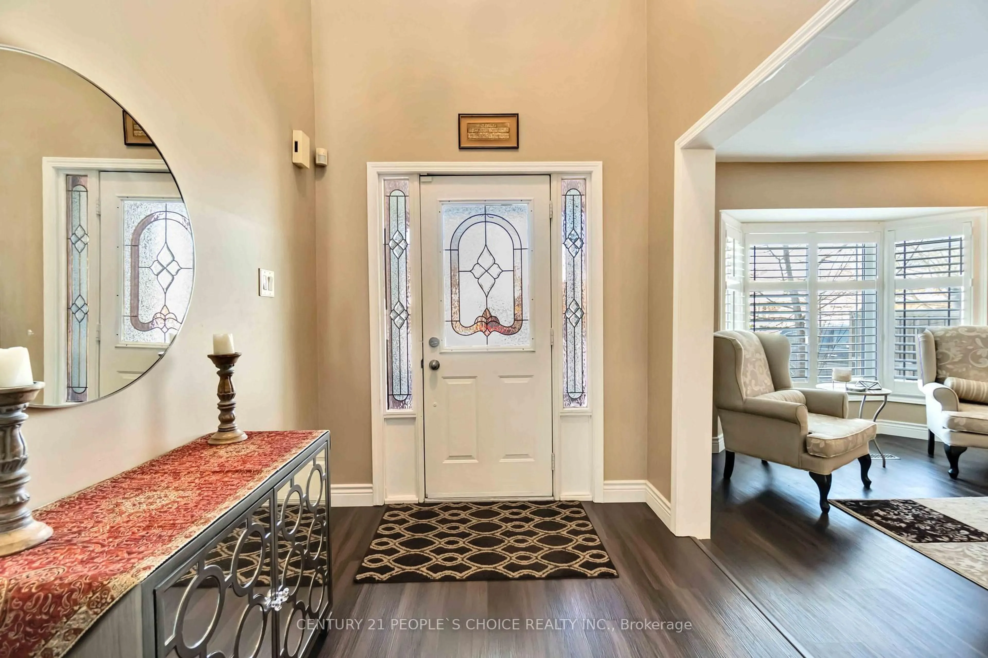 Indoor entryway for 52 Canning Cres, Cambridge Ontario N1T 1X2