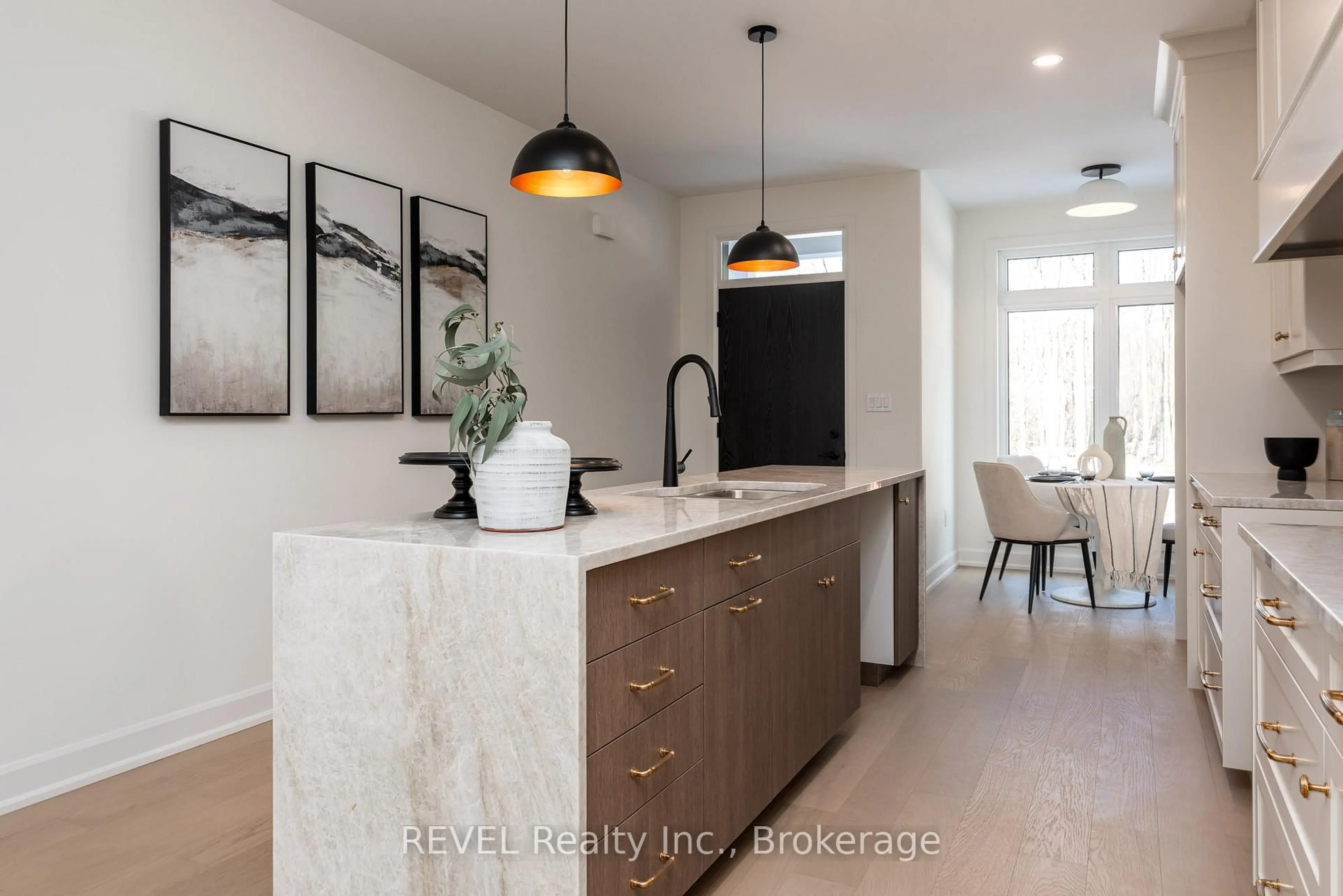 Contemporary kitchen, ceramic/tile floor for 11 Stickles St, Pelham Ontario L3C 3C3